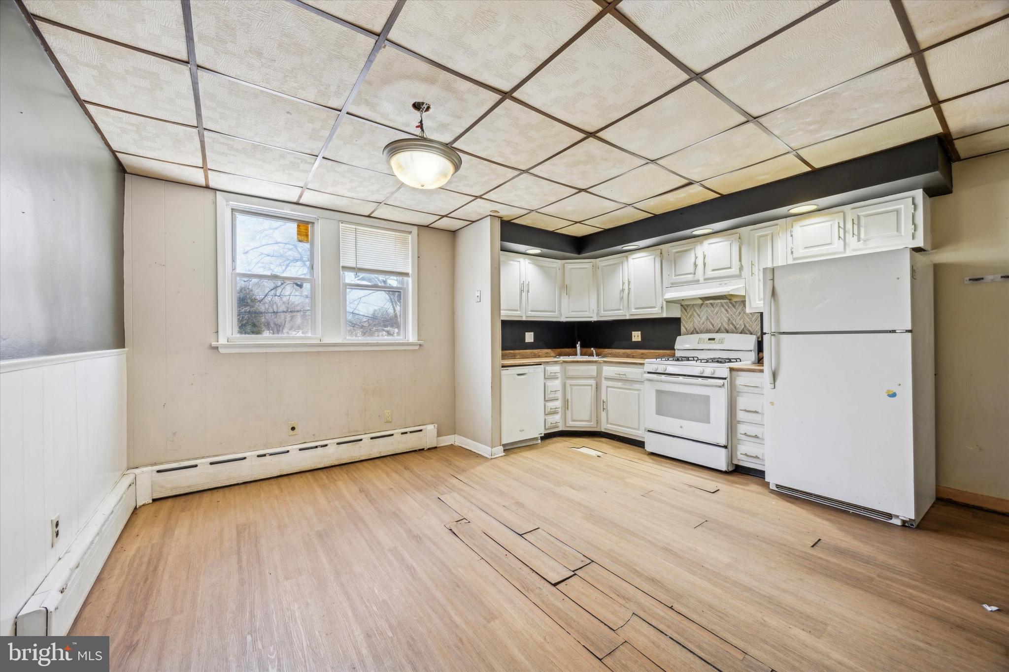COLLINGDALE - Residential