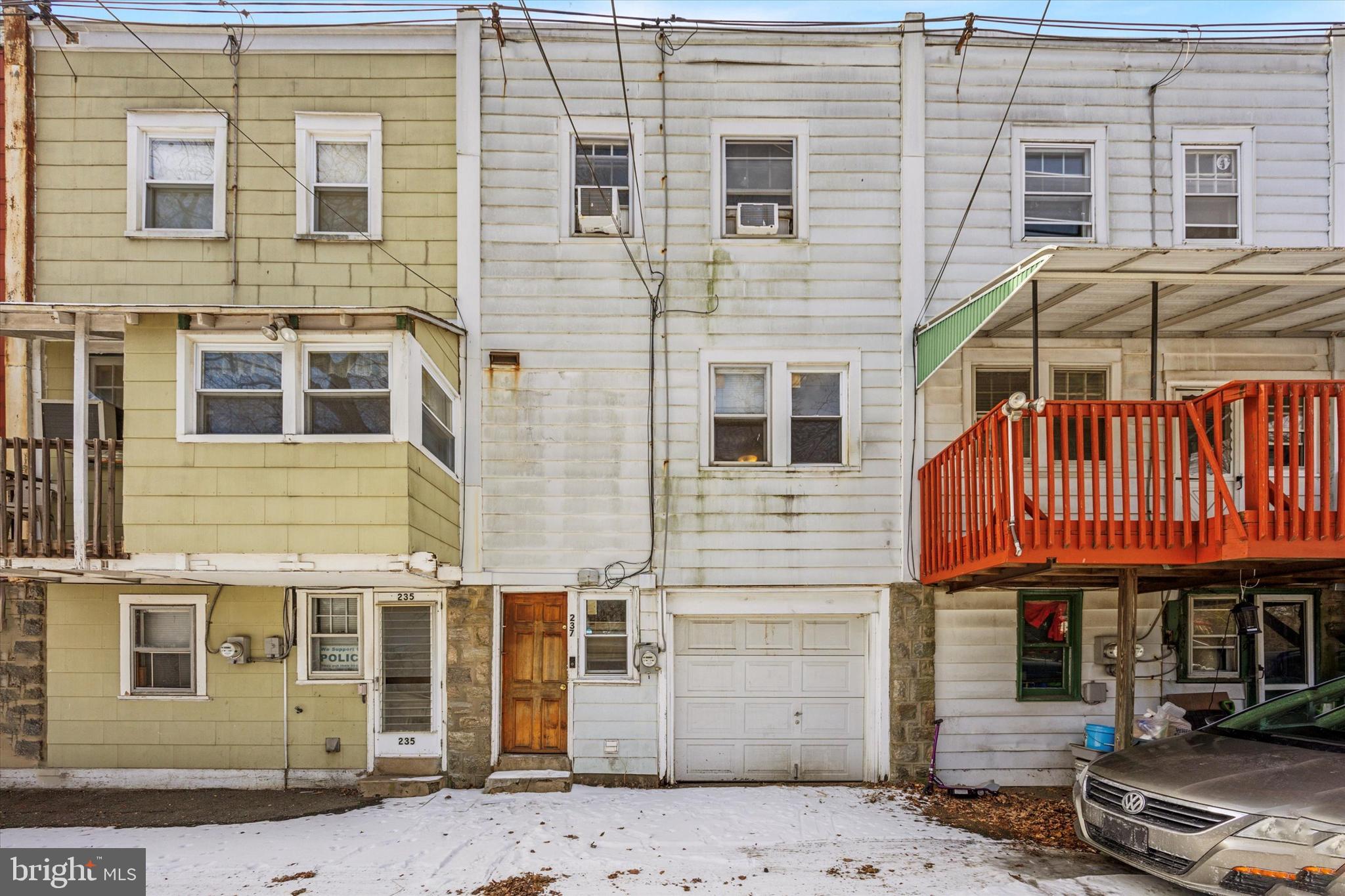 COLLINGDALE - Residential