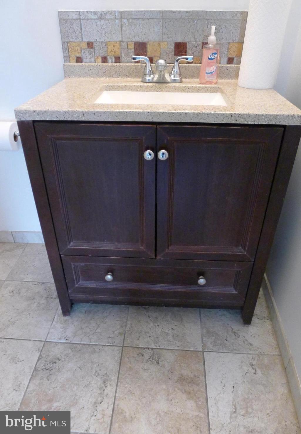 PINES CONDOMINIUM - Residential Lease