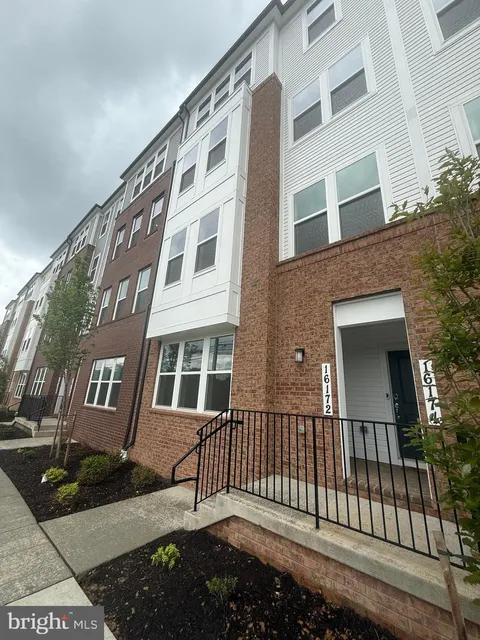 16172 N Frederick Road Unit A, Rockville, MD MLS: MDMC2180072