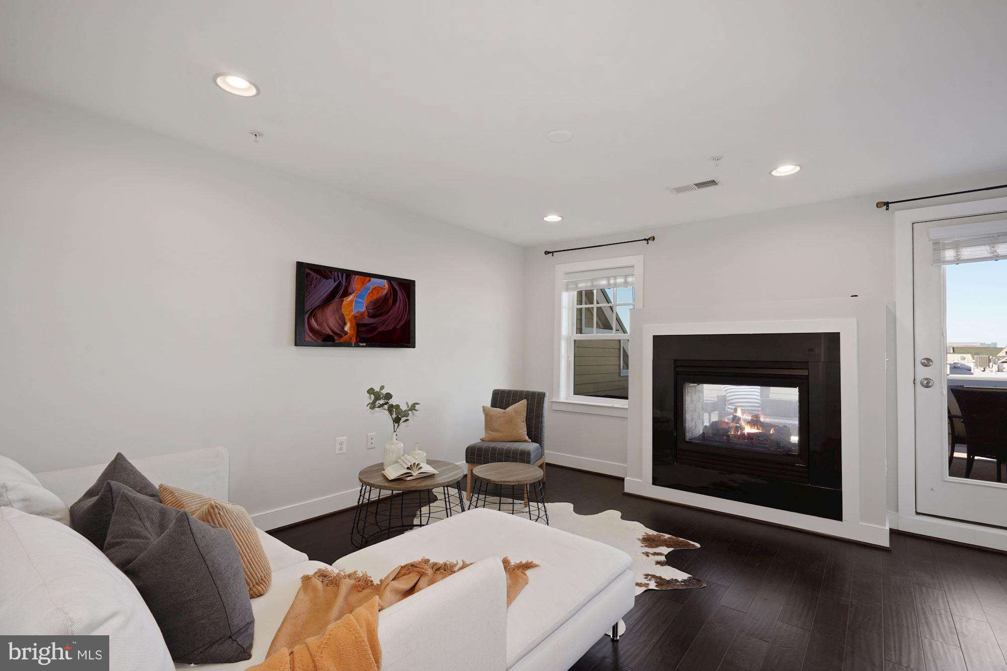 POTOMAC YARD - Residential