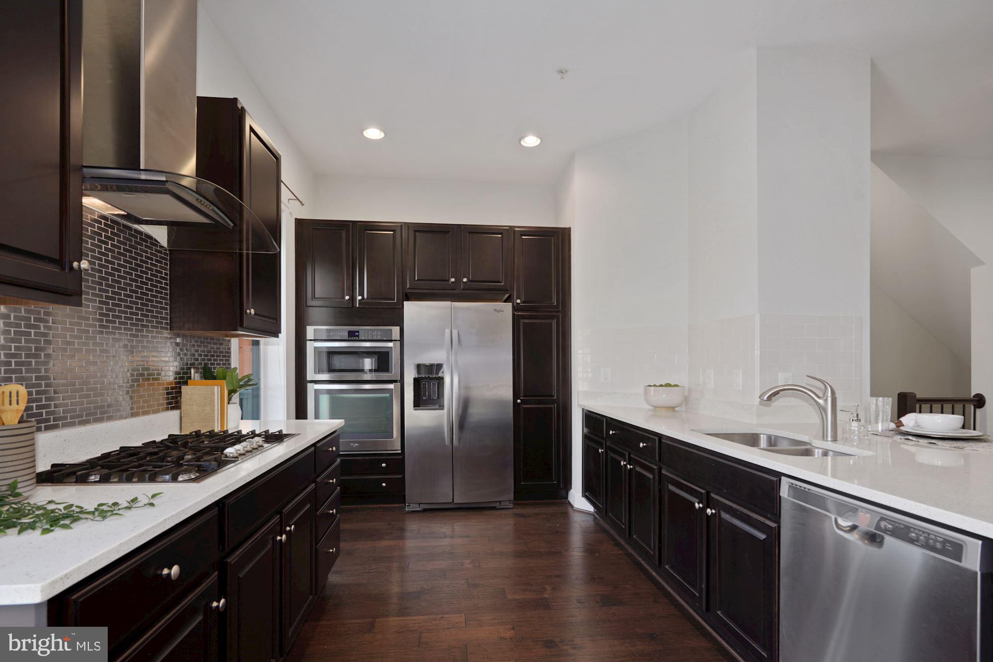 POTOMAC YARD - Residential