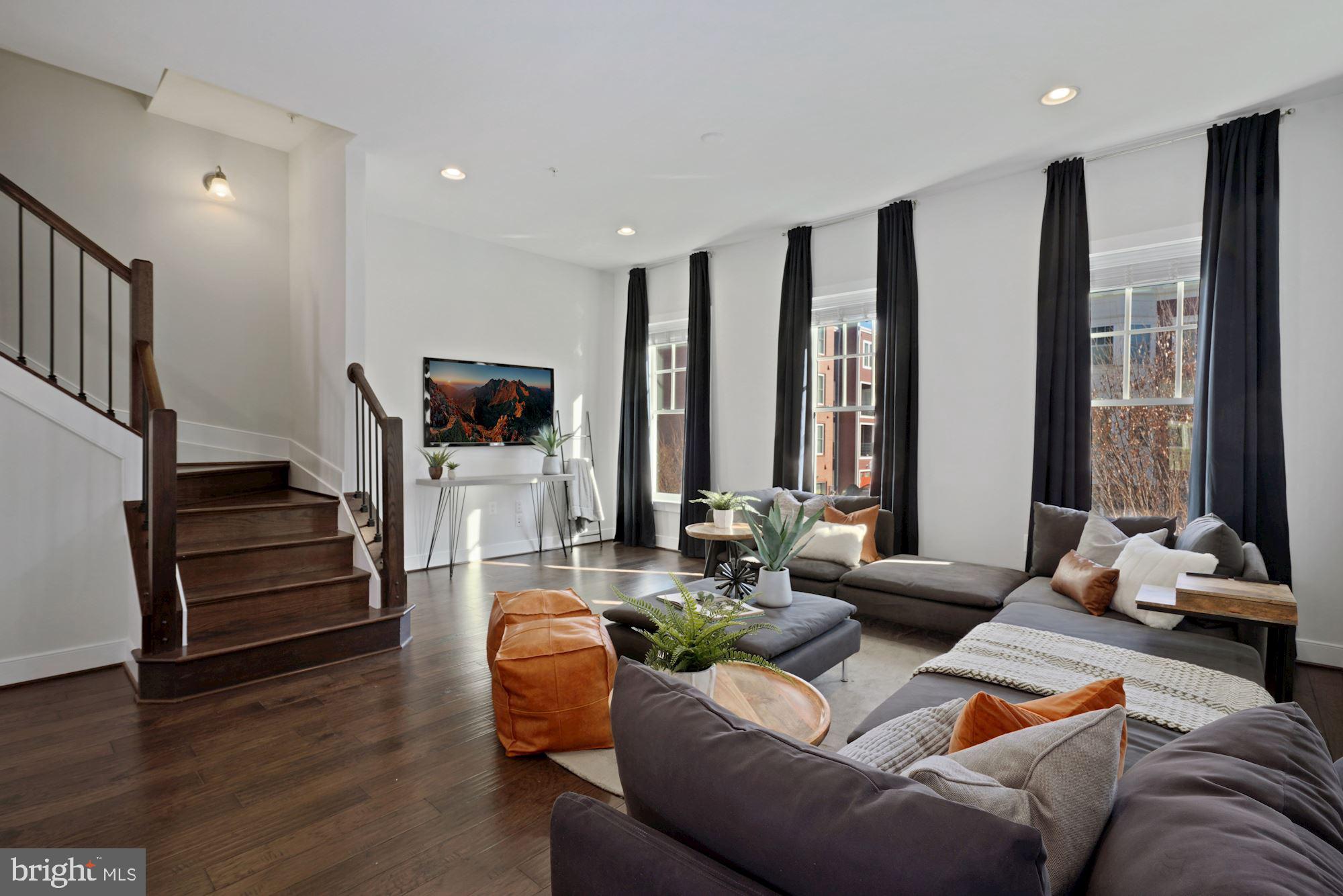 POTOMAC YARD - Residential