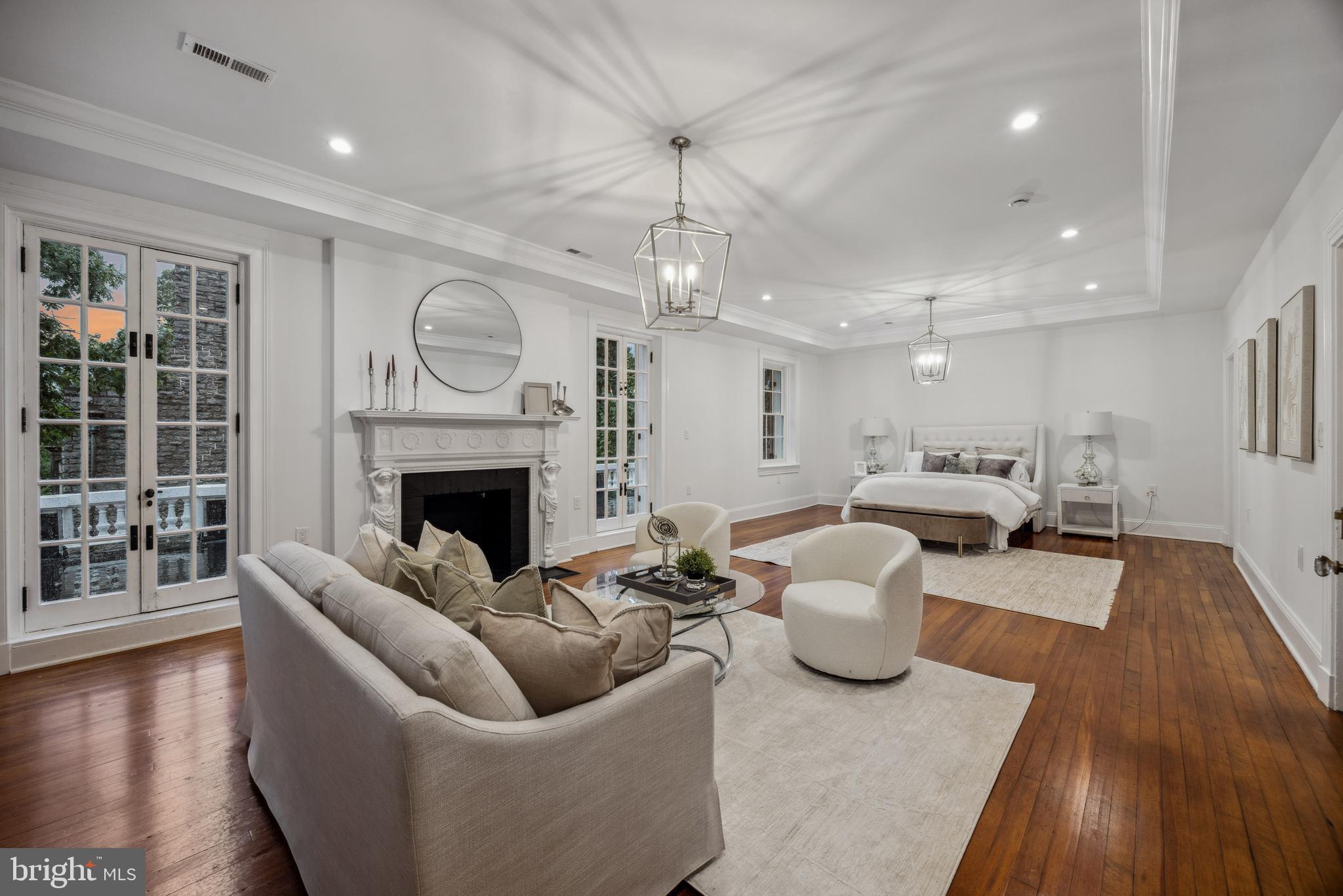 GUILFORD HISTORIC DISTRICT - Residential