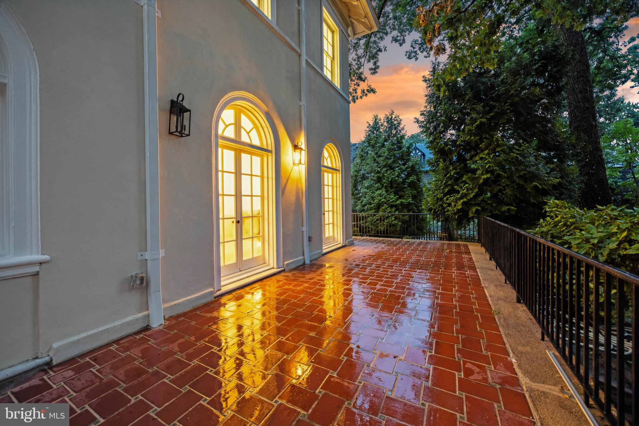 GUILFORD HISTORIC DISTRICT - Residential