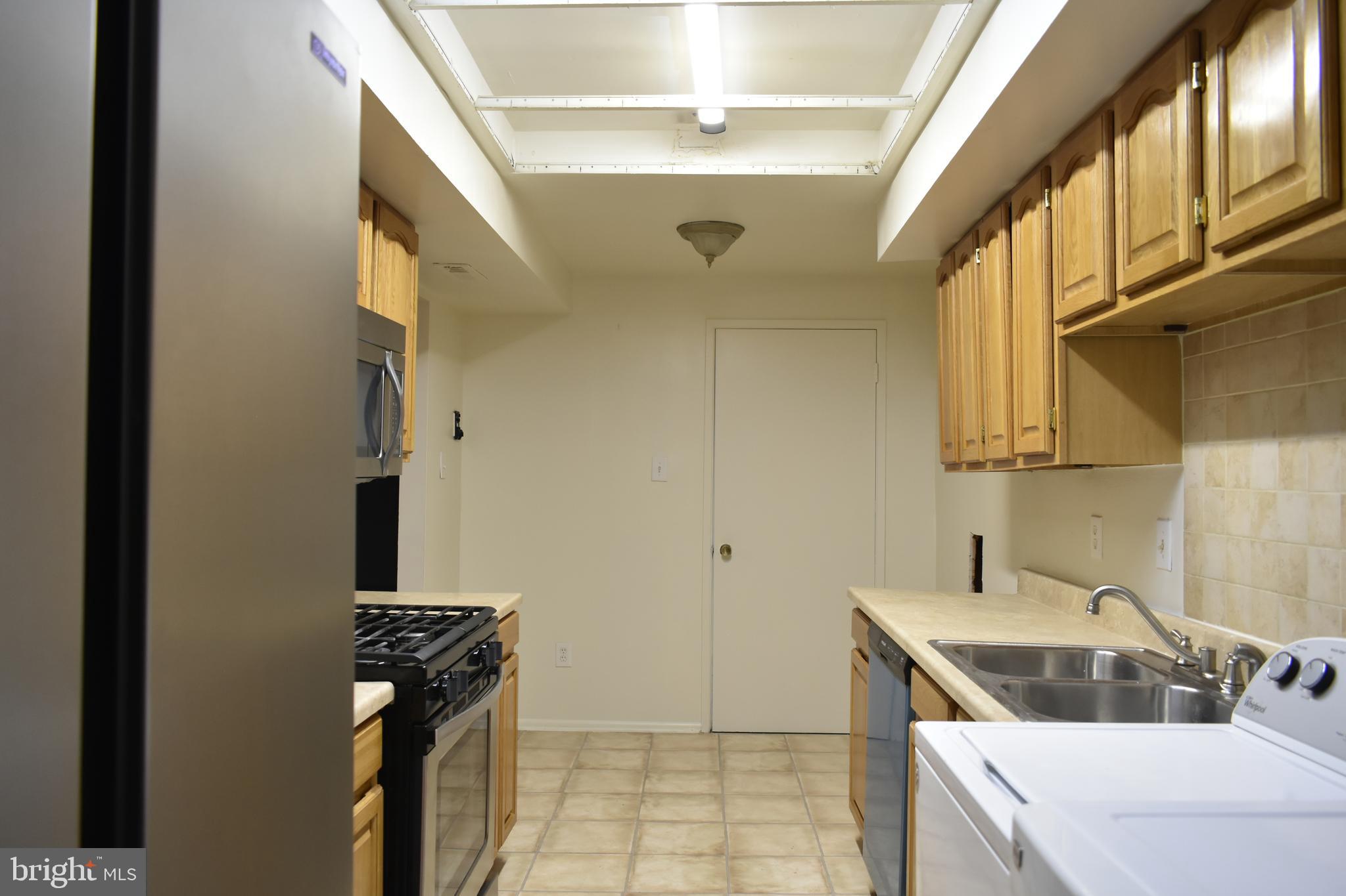 PINES CONDOMINIUM - Residential Lease