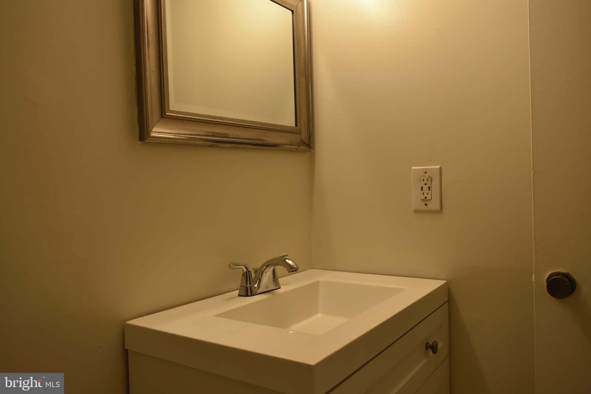 PINES CONDOMINIUM - Residential Lease