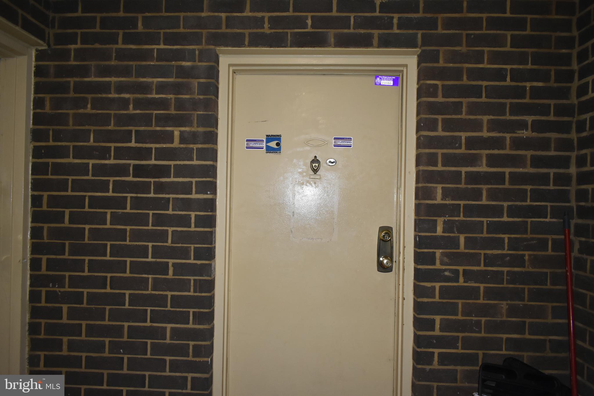 PINES CONDOMINIUM - Residential Lease