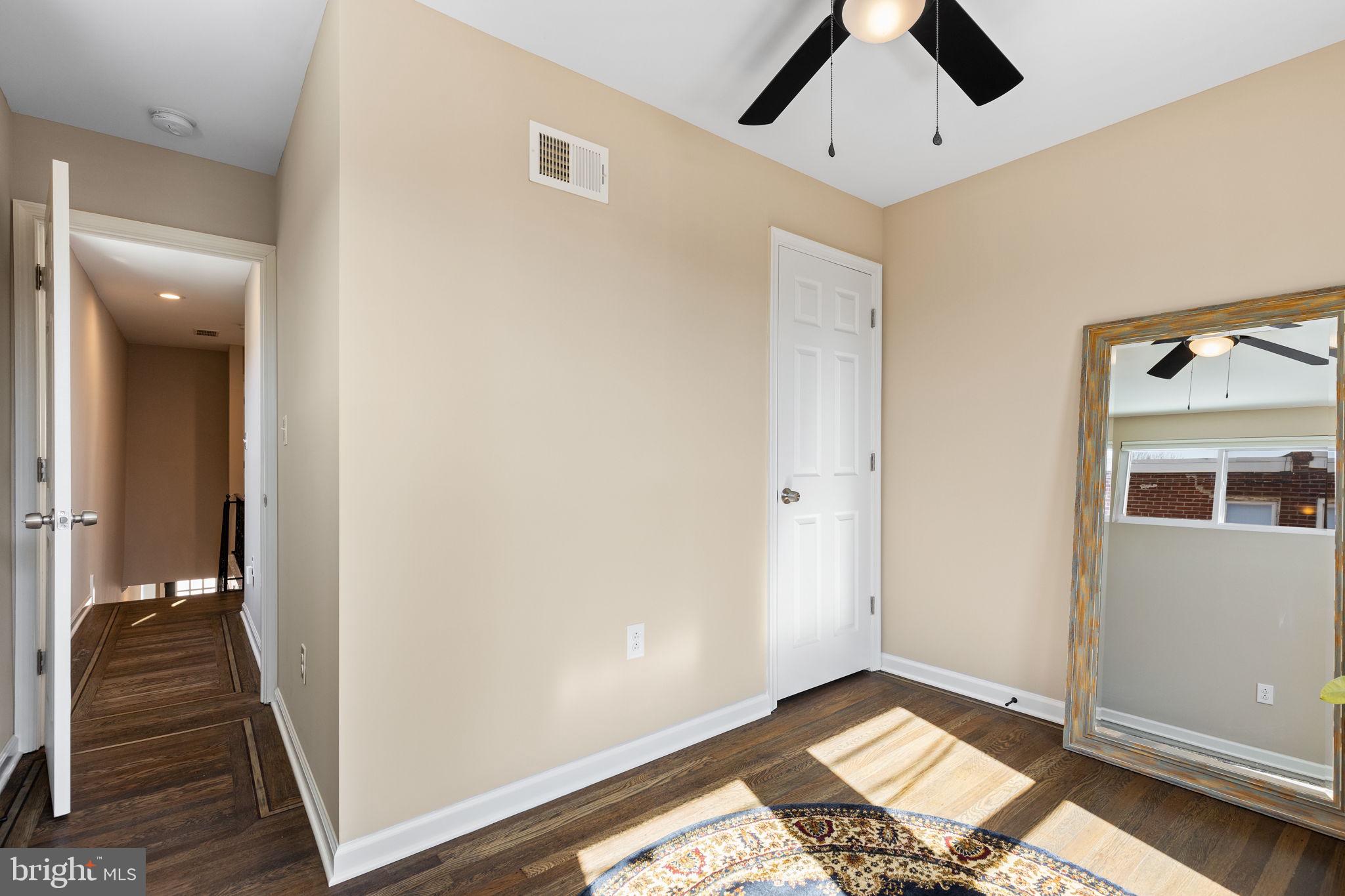 WEST OAK LANE - Residential