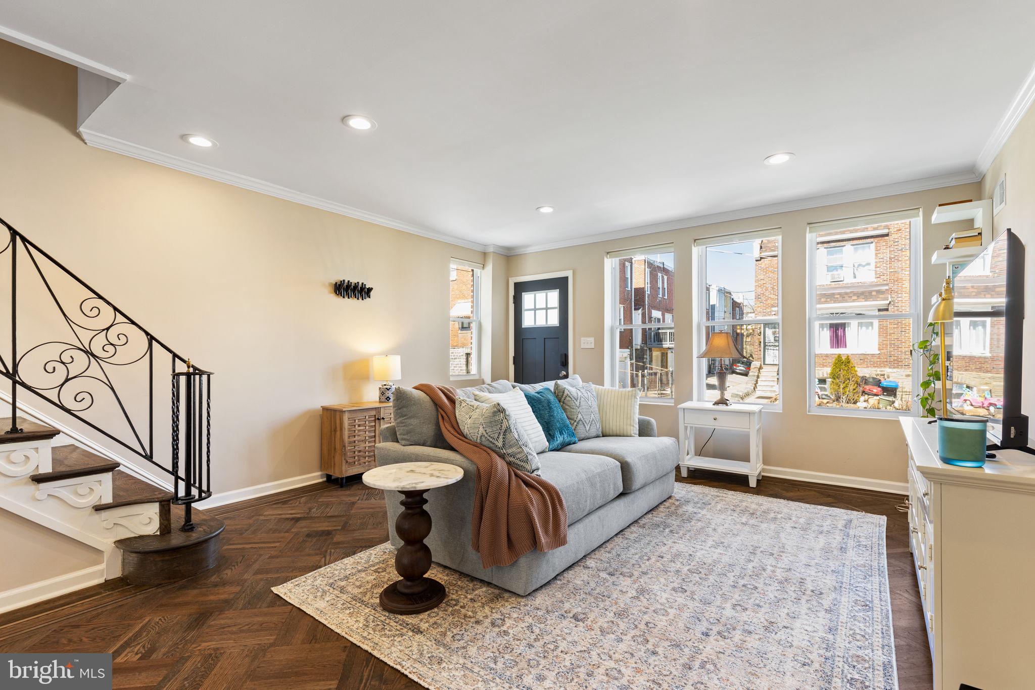 WEST OAK LANE - Residential