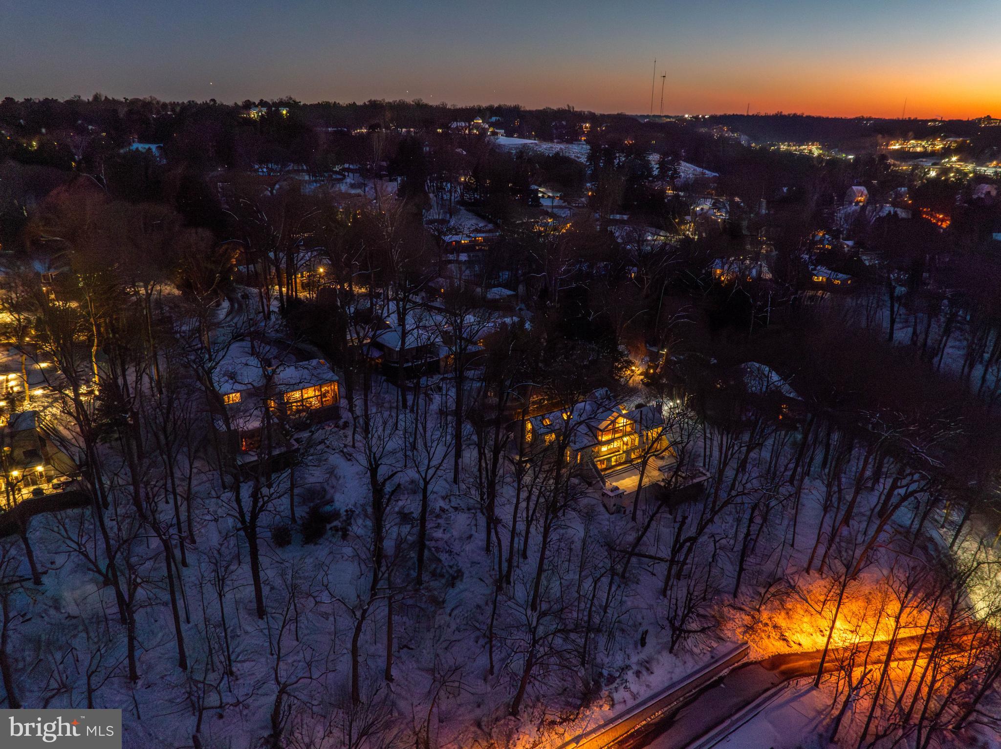LAKE ROLAND - Residential