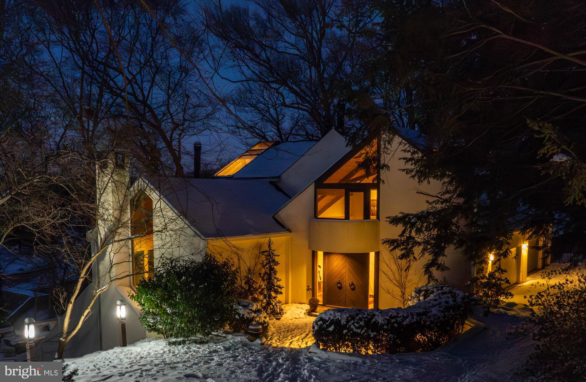 LAKE ROLAND - Residential