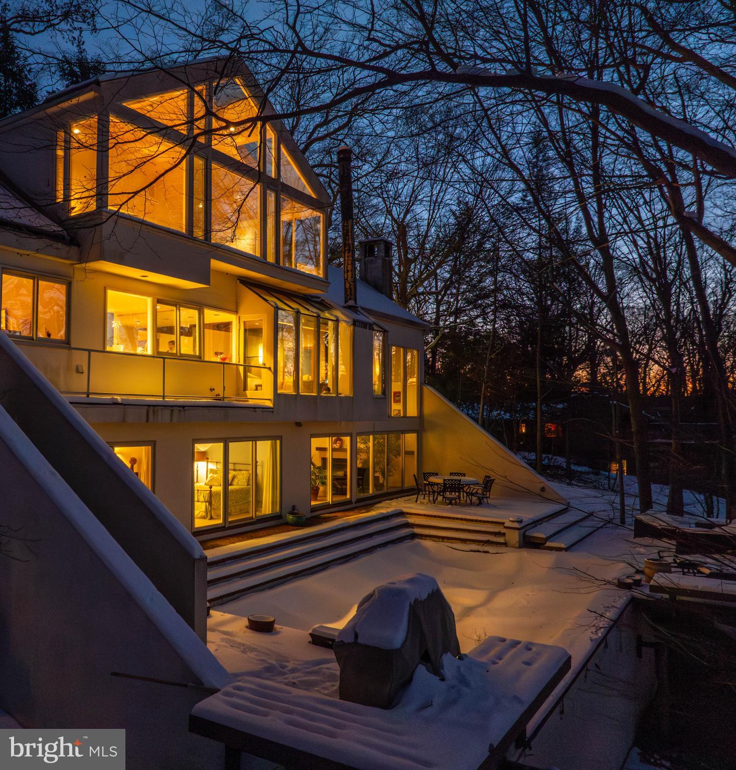 LAKE ROLAND - Residential