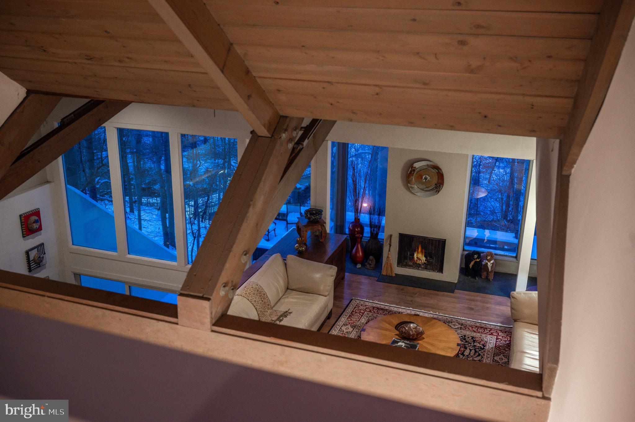 LAKE ROLAND - Residential