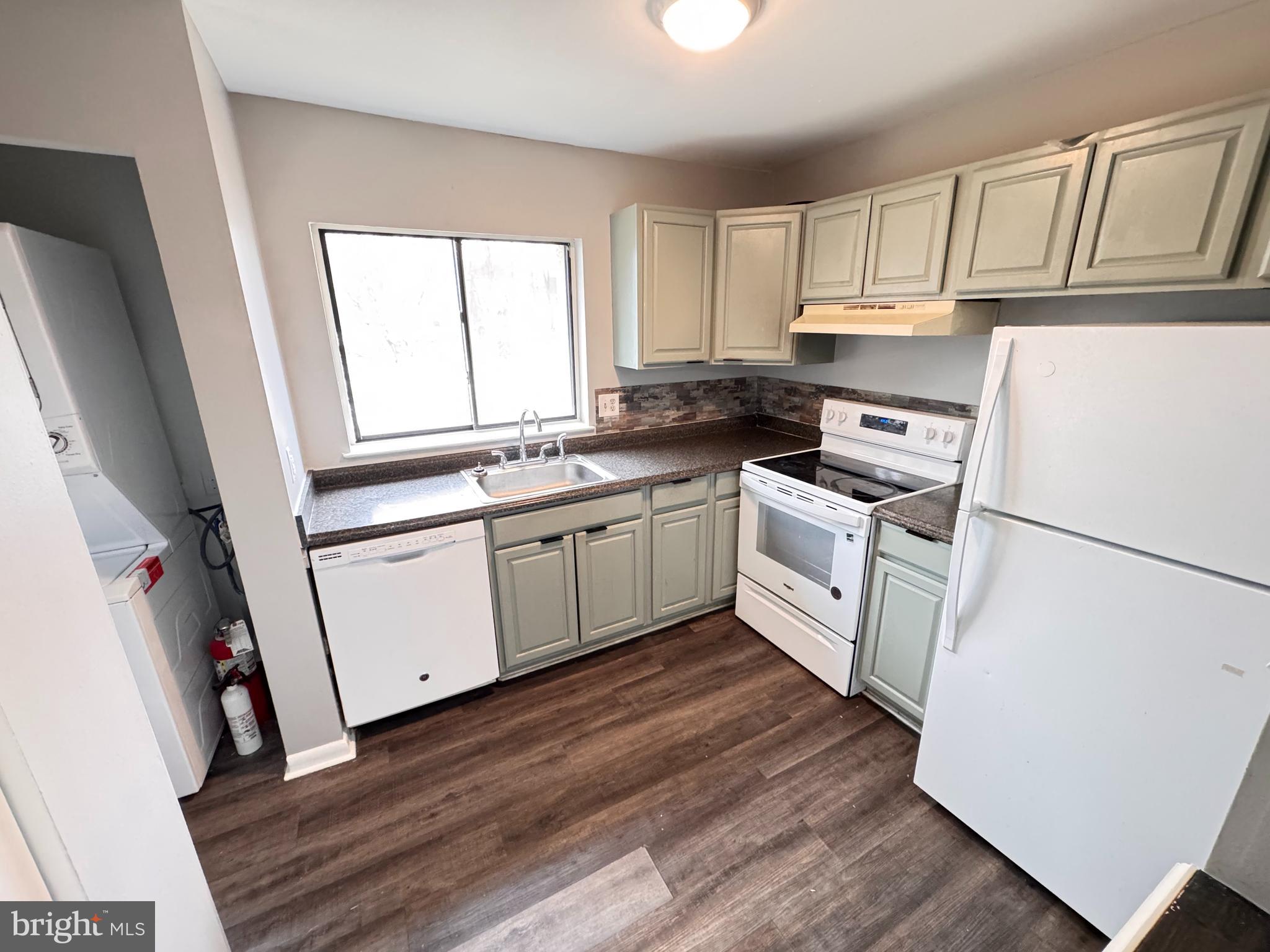 BROOKMILL CONDOMINIUMS - Residential