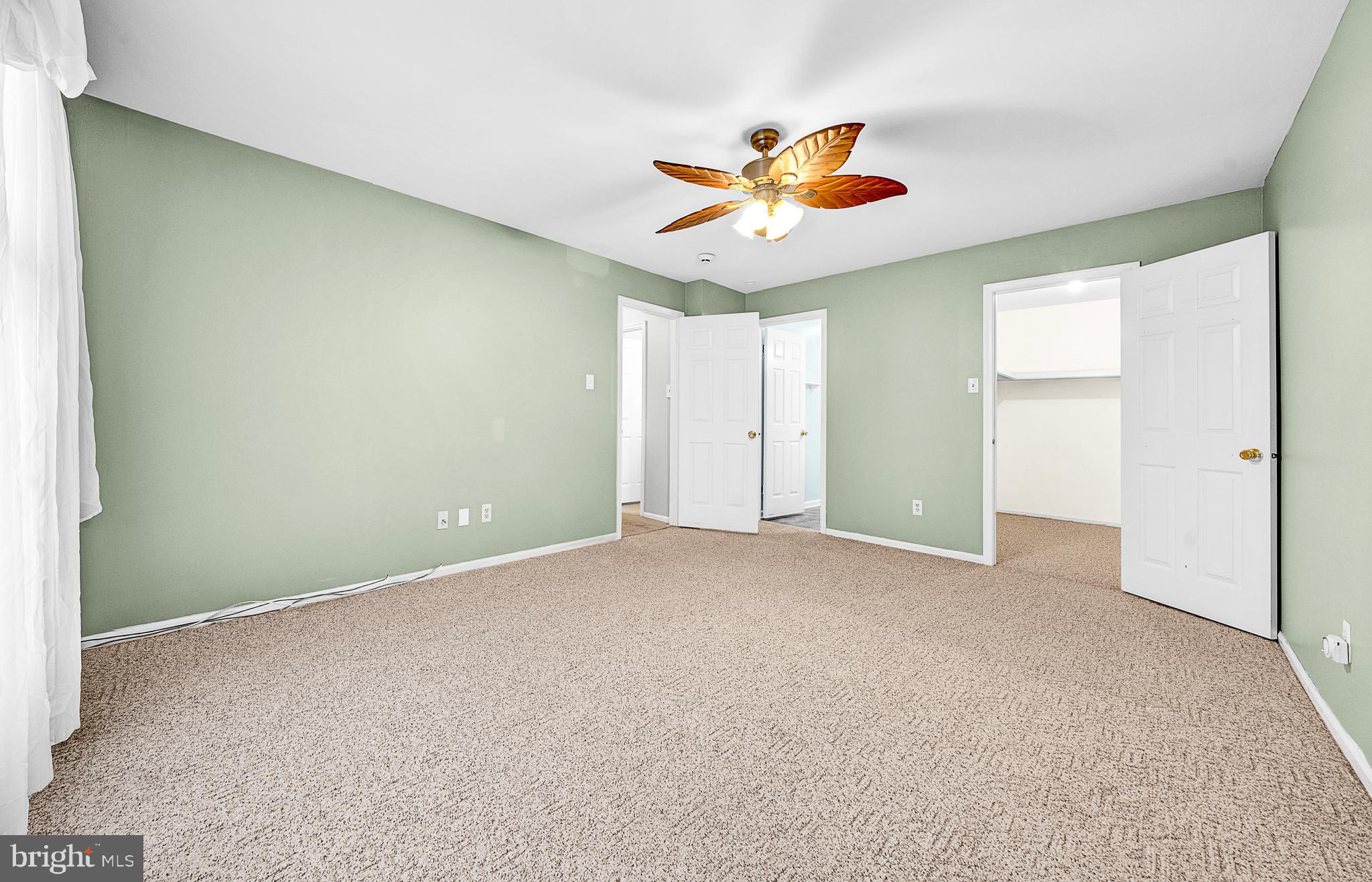 SAW MILL VALLEY - Residential