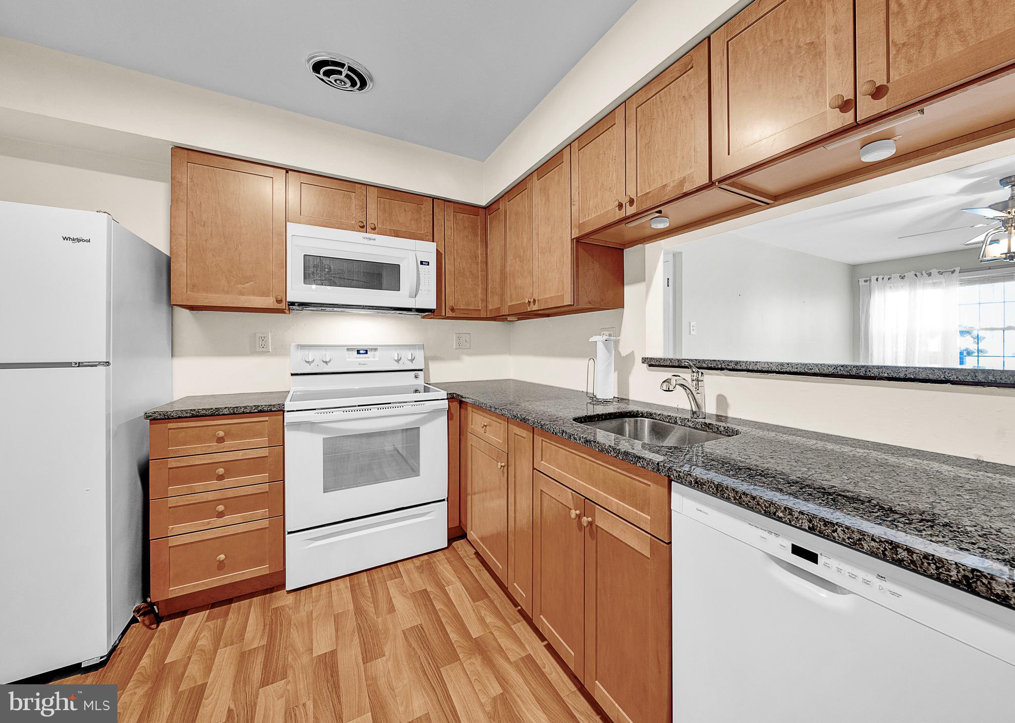 SAW MILL VALLEY - Residential