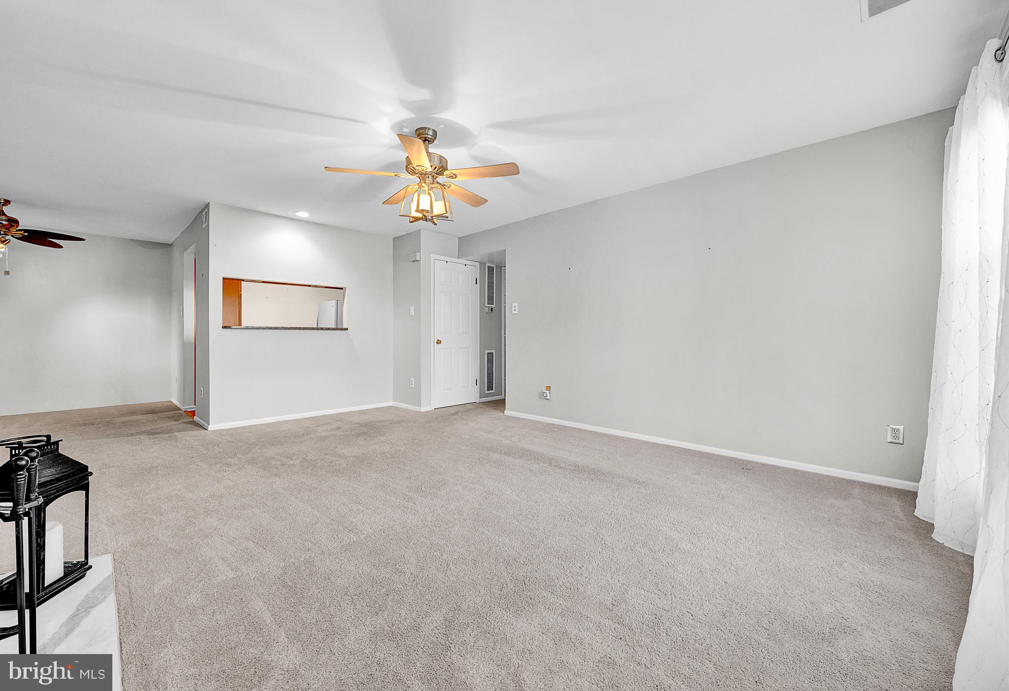 SAW MILL VALLEY - Residential