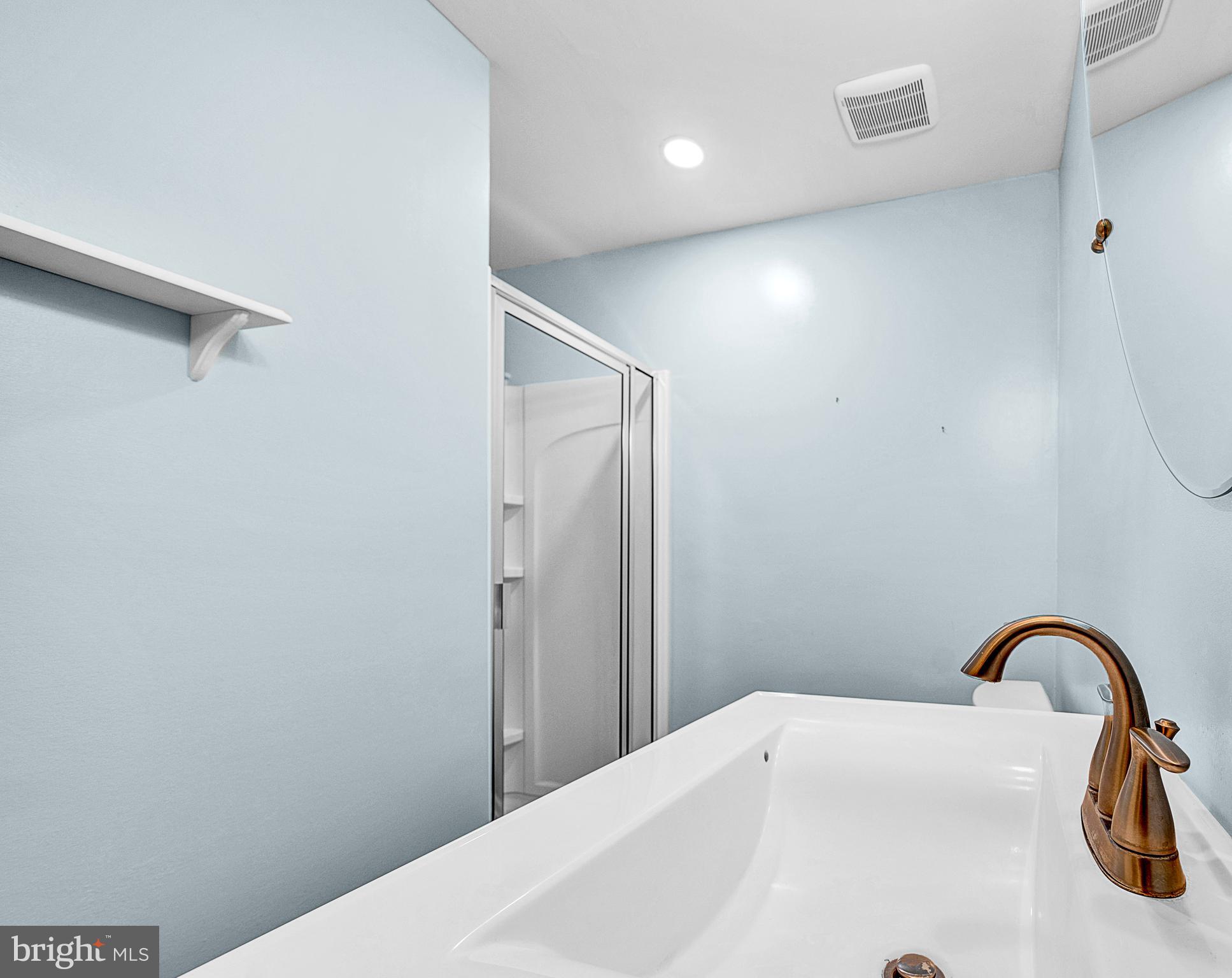 SAW MILL VALLEY - Residential