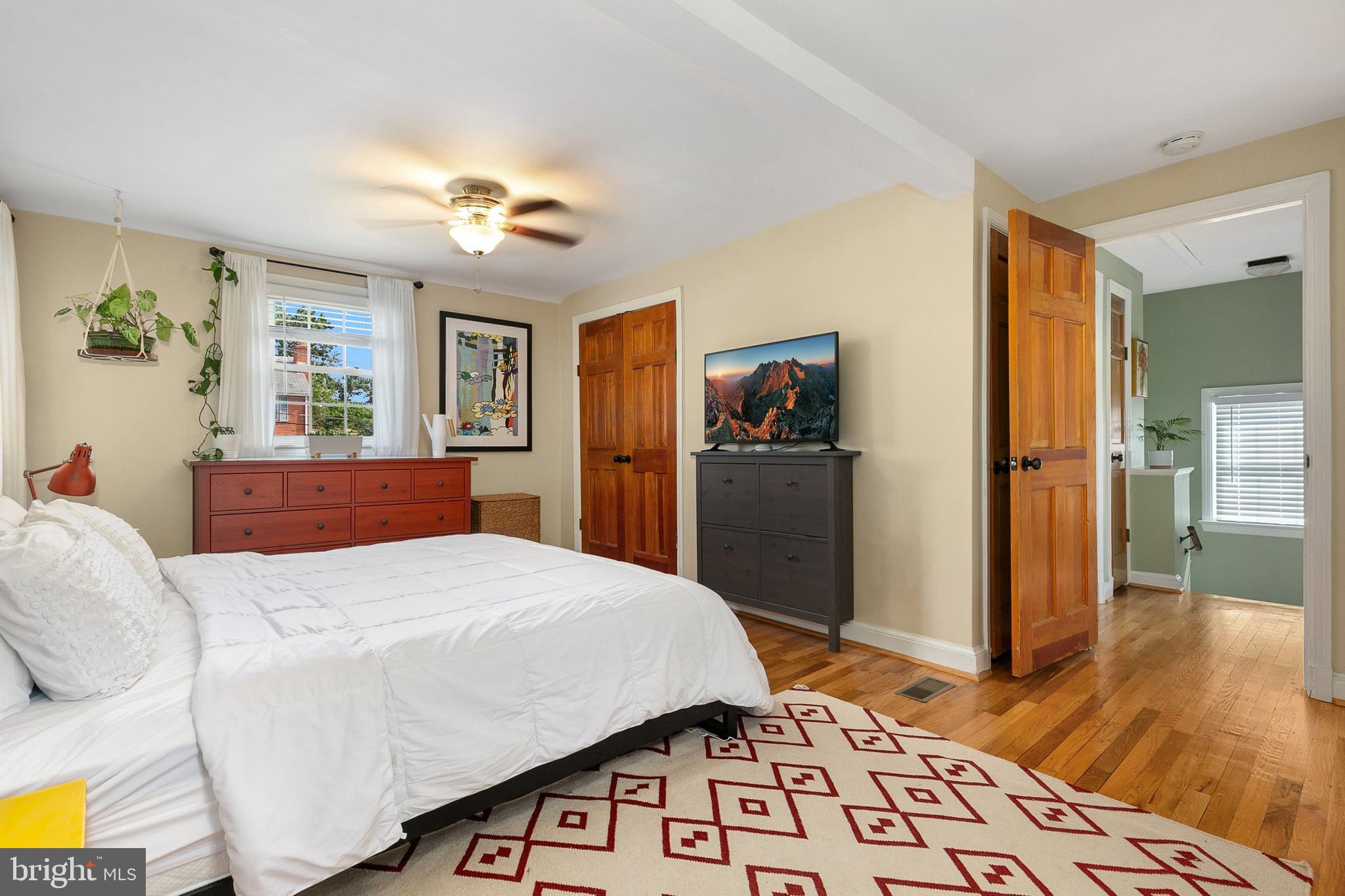 OAKLAND TERRACE - Residential