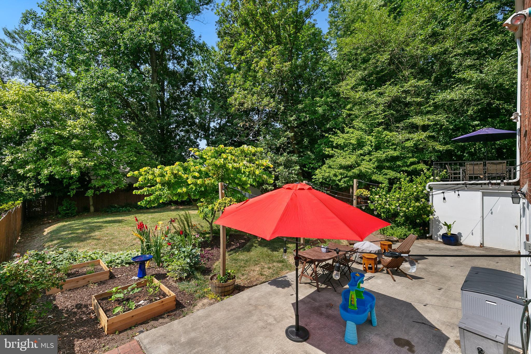 OAKLAND TERRACE - Residential