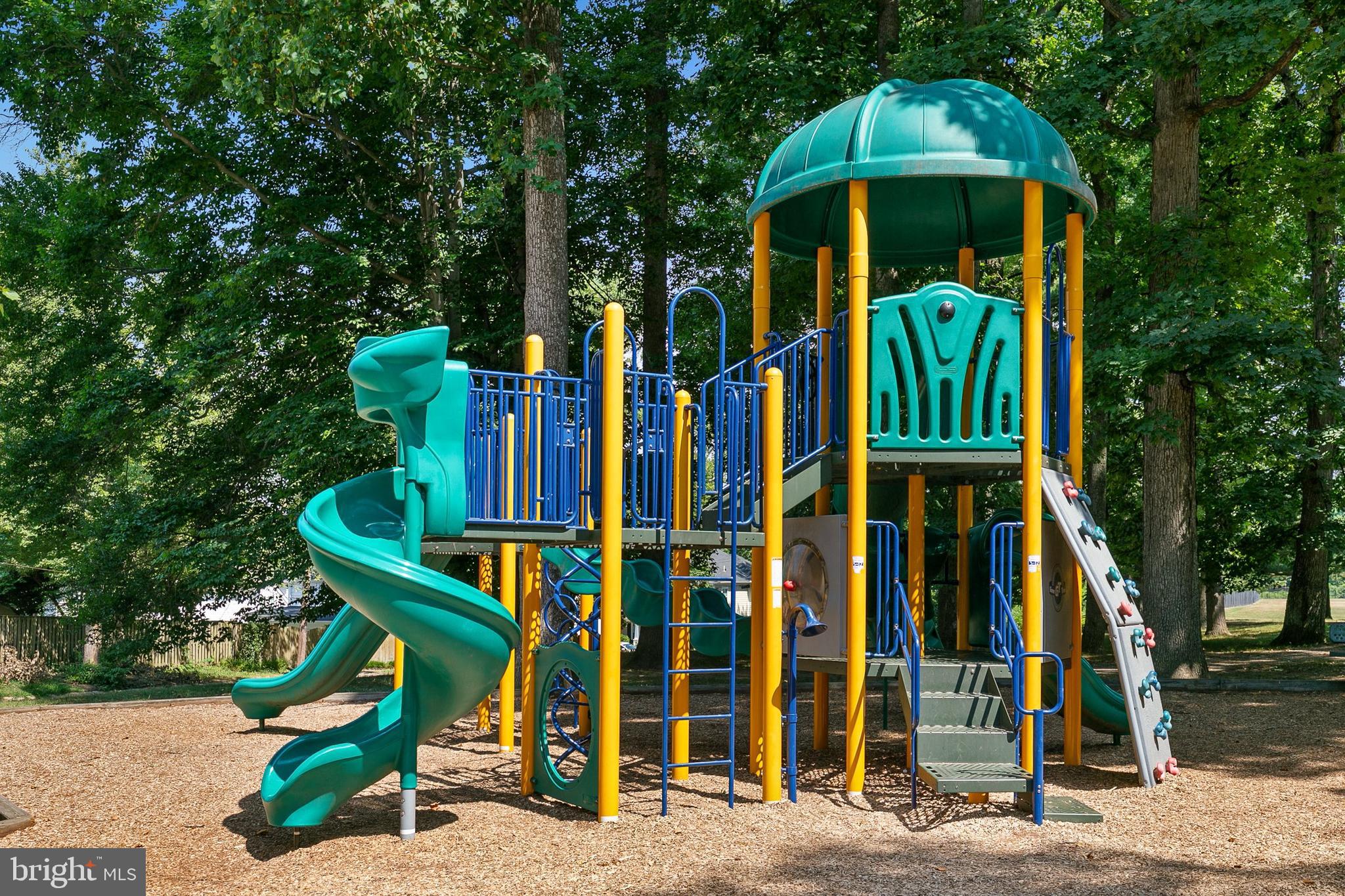 OAKLAND TERRACE - Residential