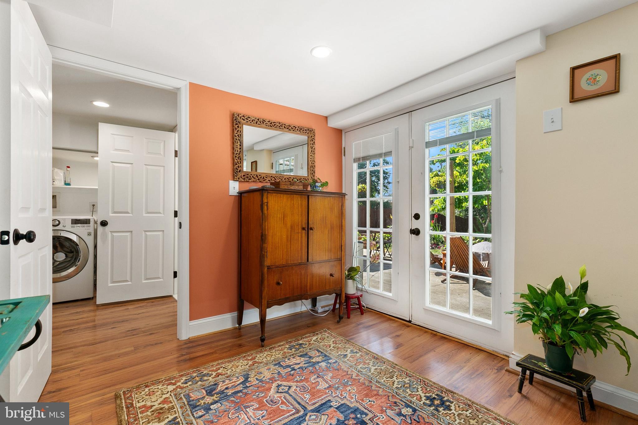 OAKLAND TERRACE - Residential