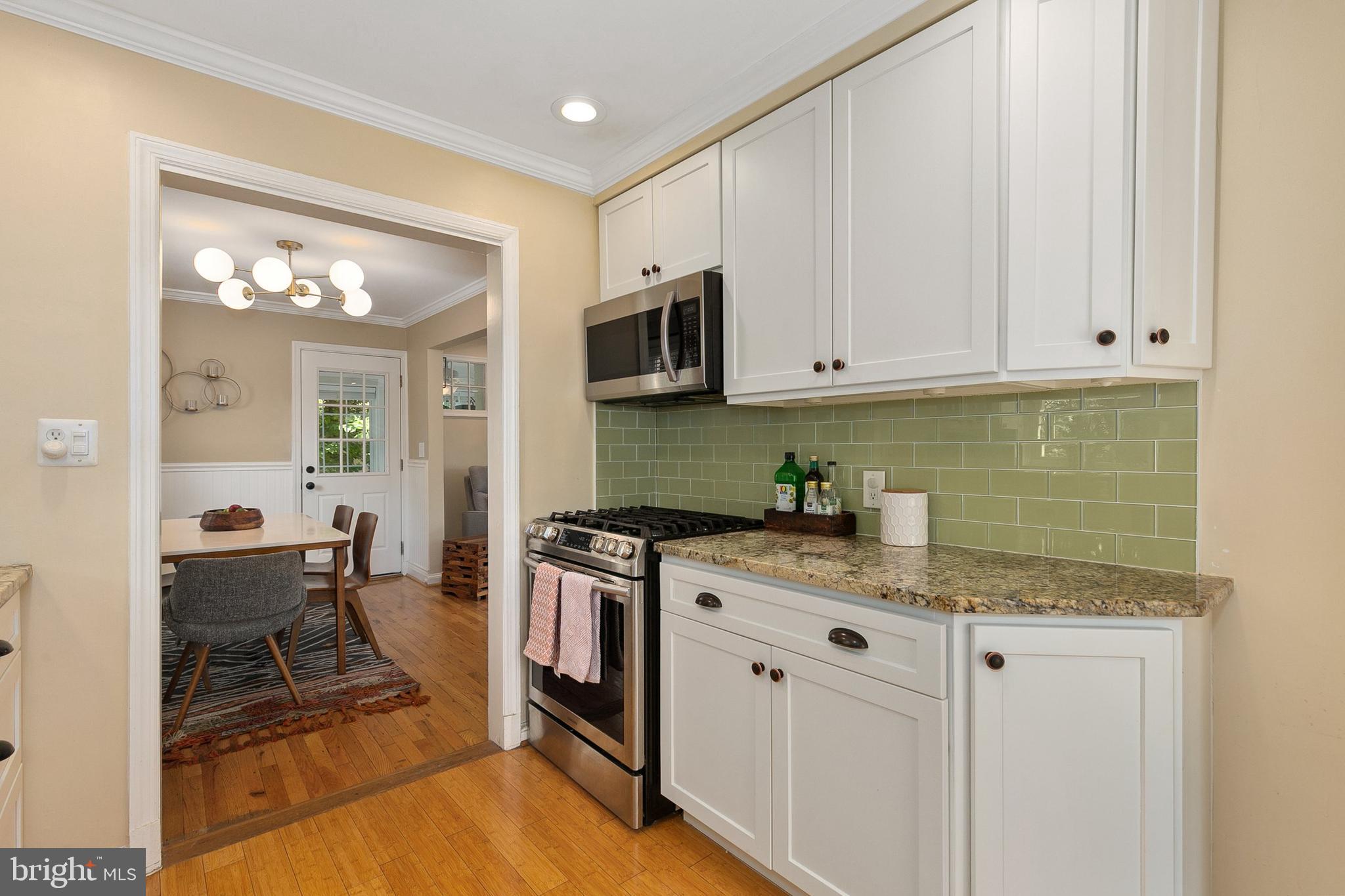 OAKLAND TERRACE - Residential