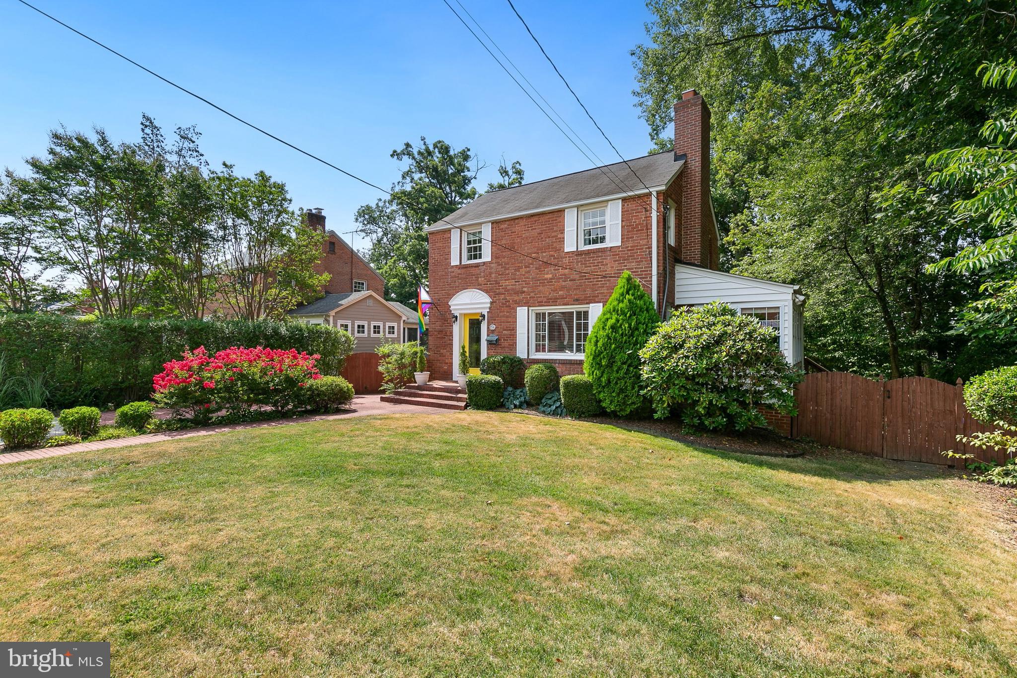 OAKLAND TERRACE - Residential