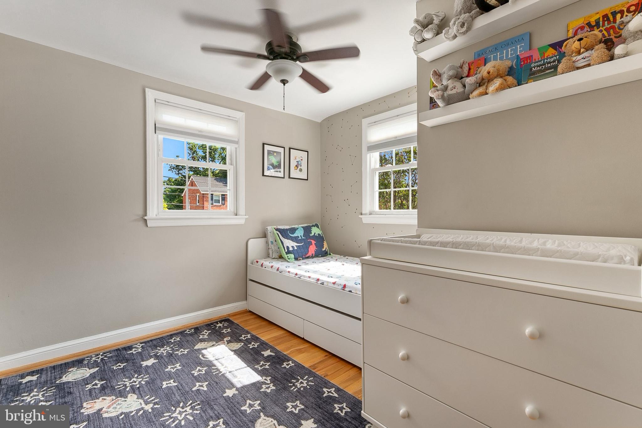 OAKLAND TERRACE - Residential