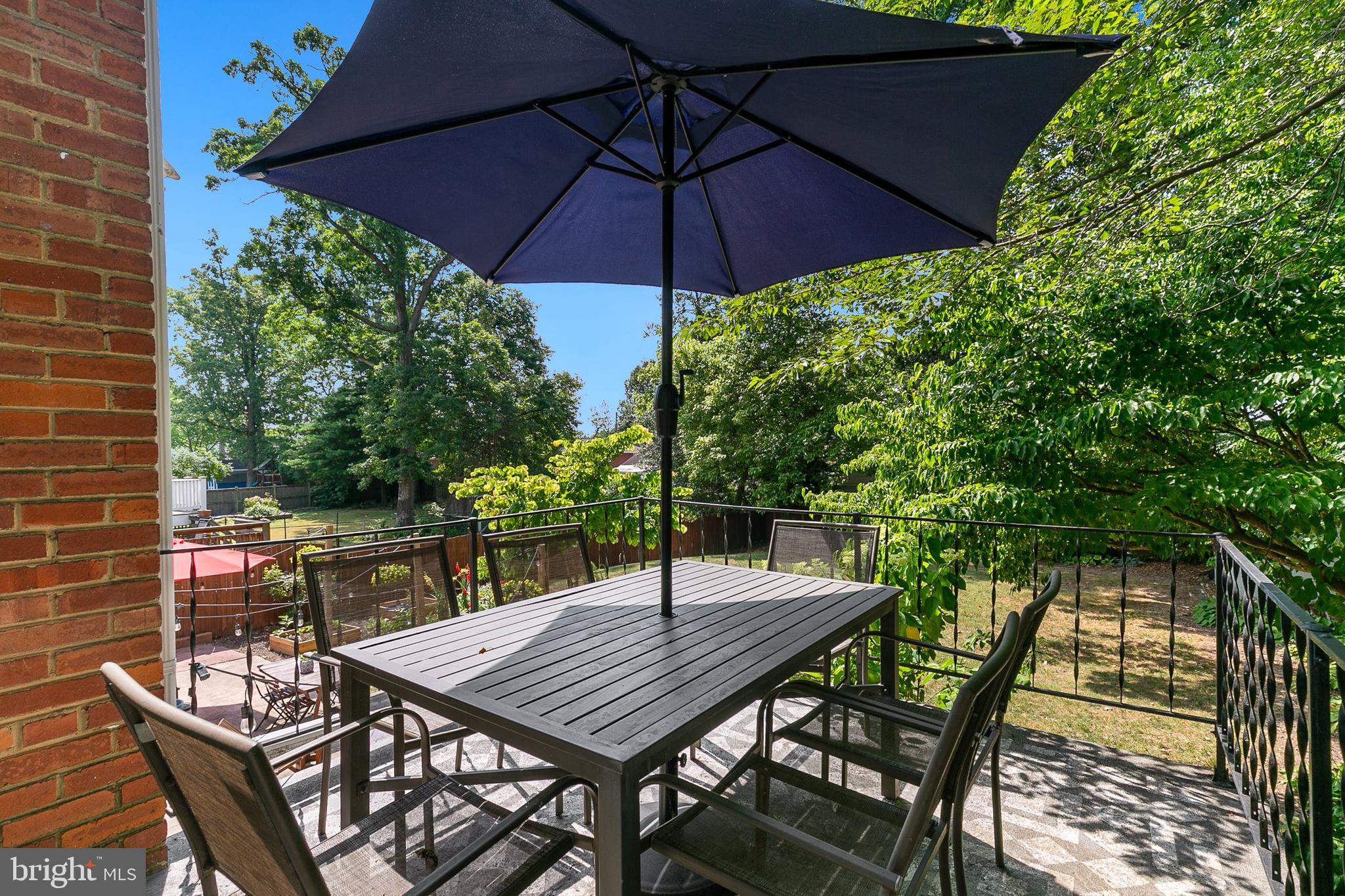 OAKLAND TERRACE - Residential