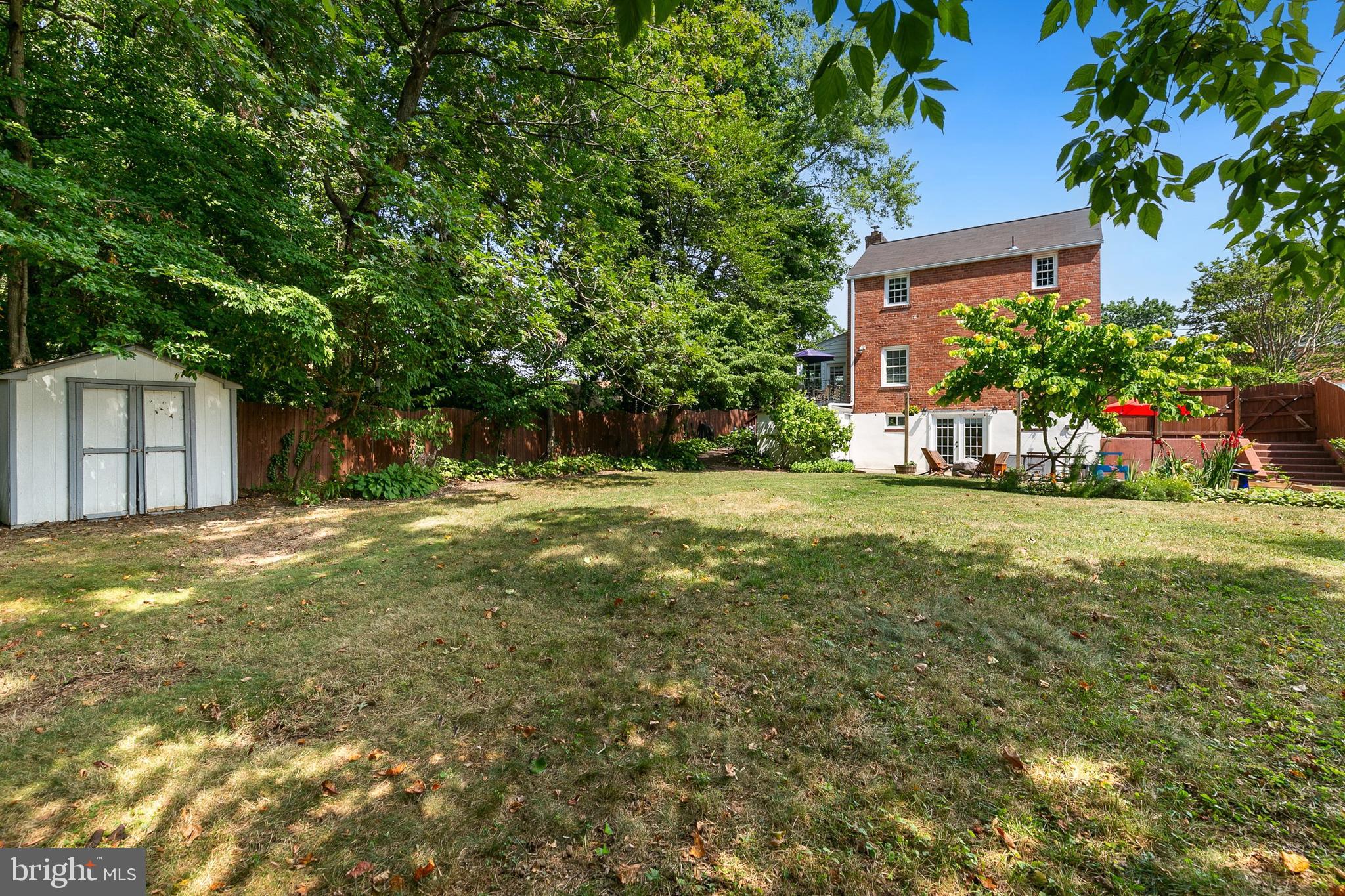 OAKLAND TERRACE - Residential