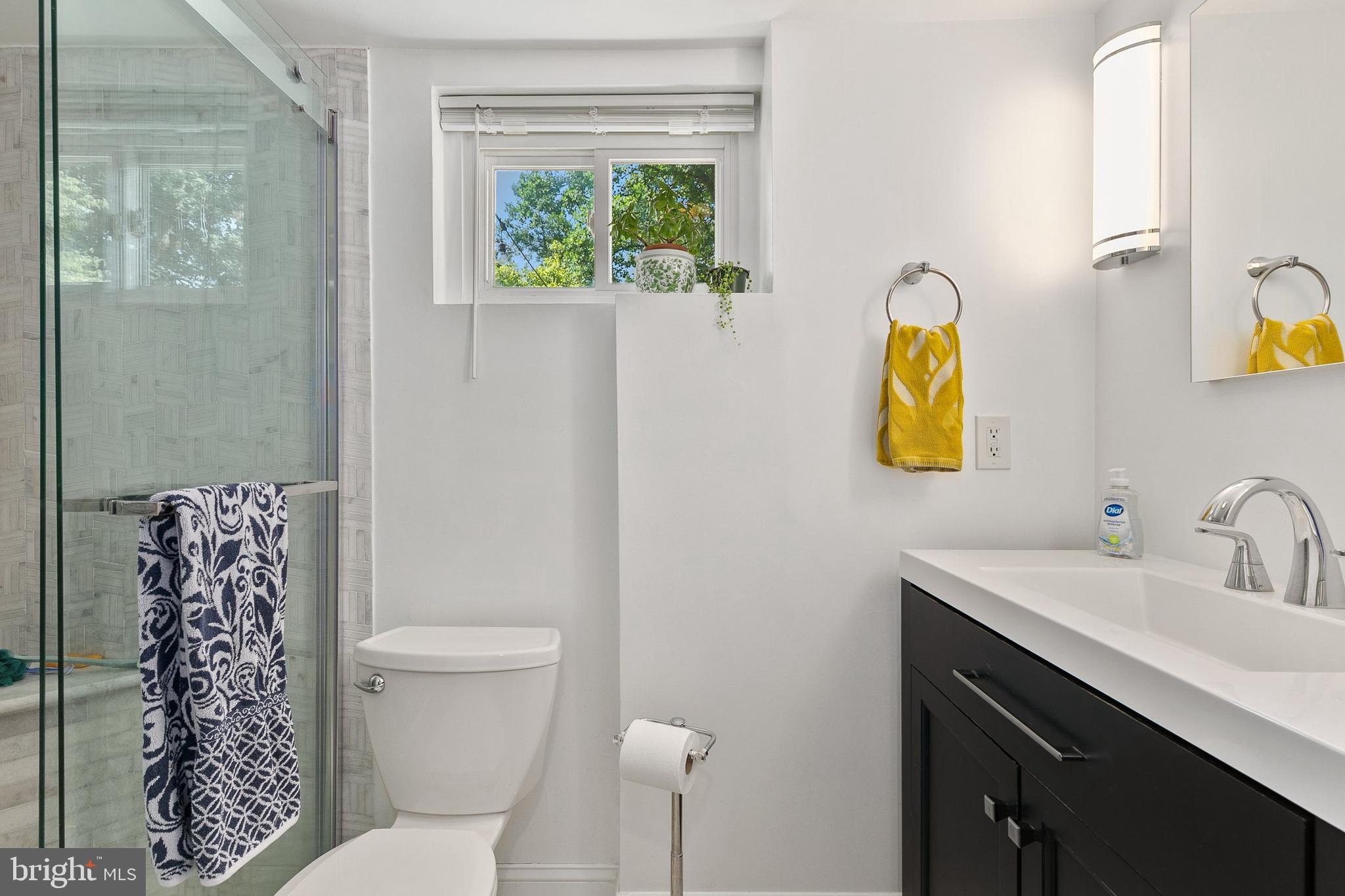 OAKLAND TERRACE - Residential