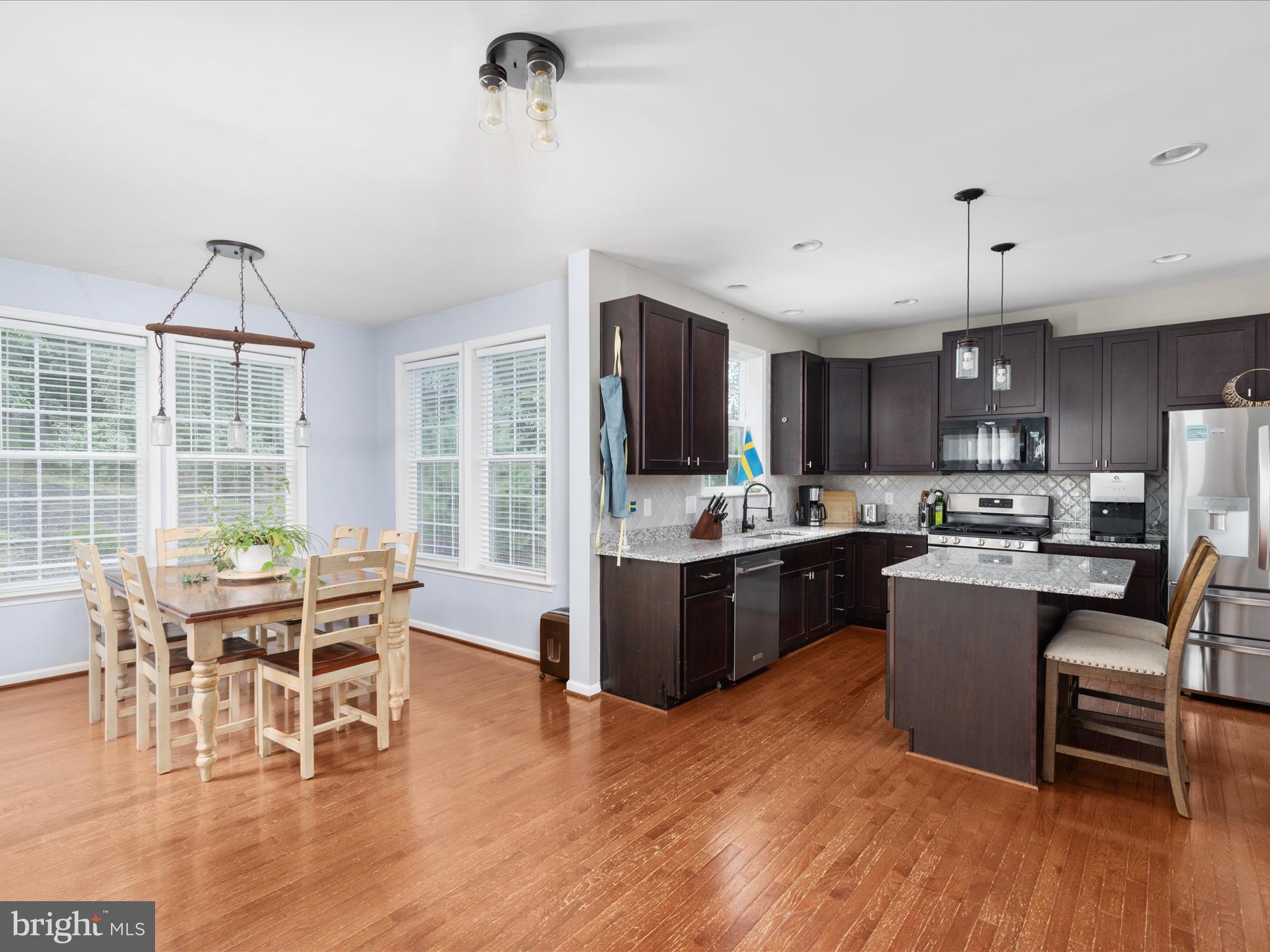 LAKE HOLIDAY ESTATES - Residential