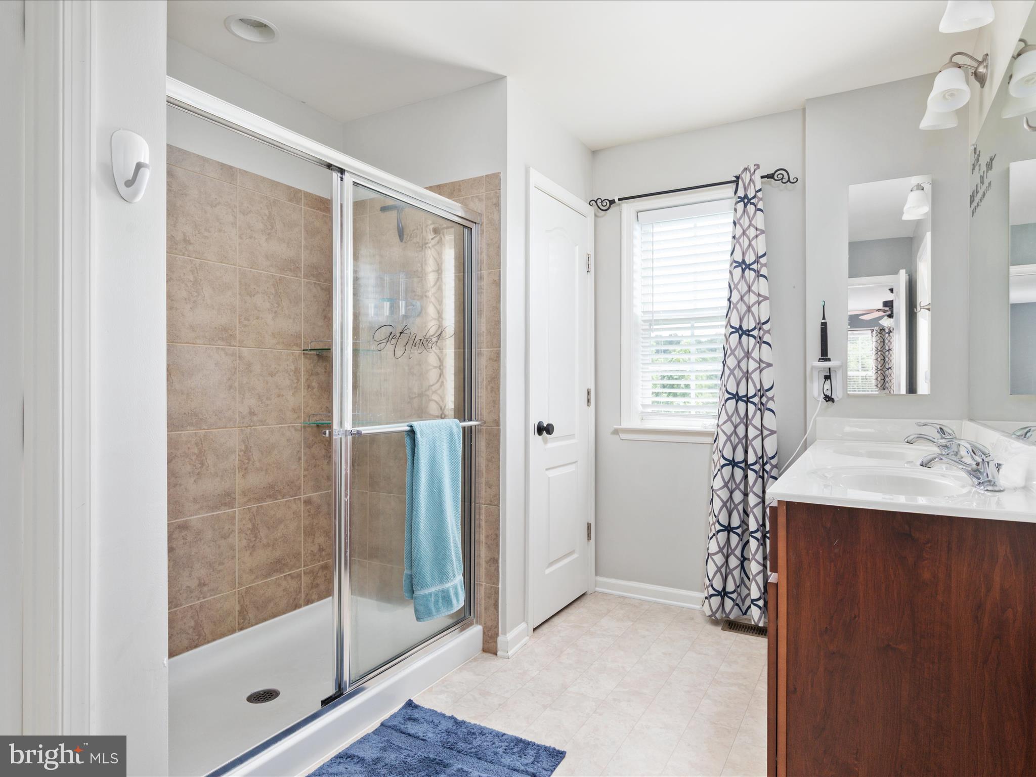 LAKE HOLIDAY ESTATES - Residential