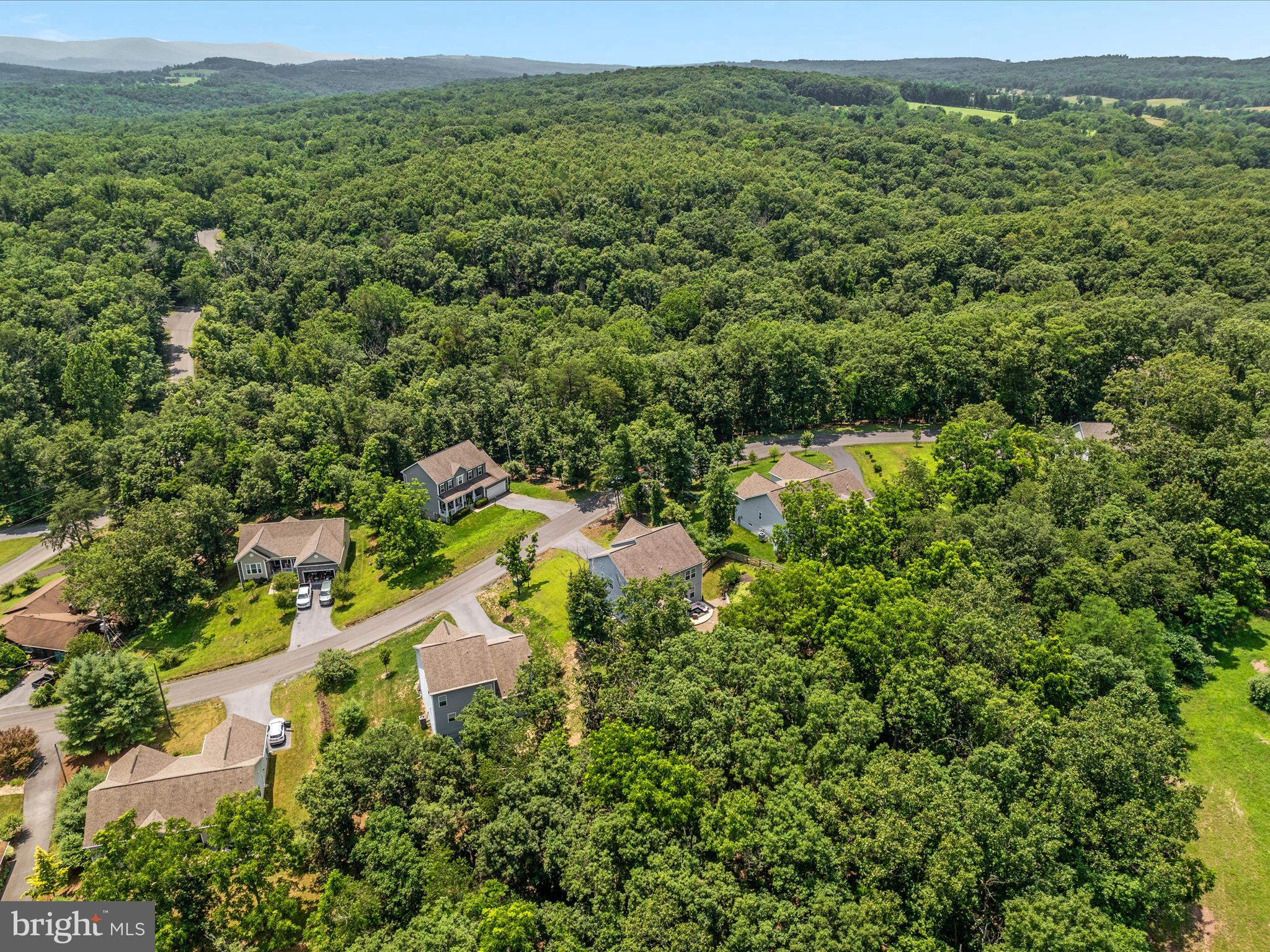 LAKE HOLIDAY ESTATES - Residential