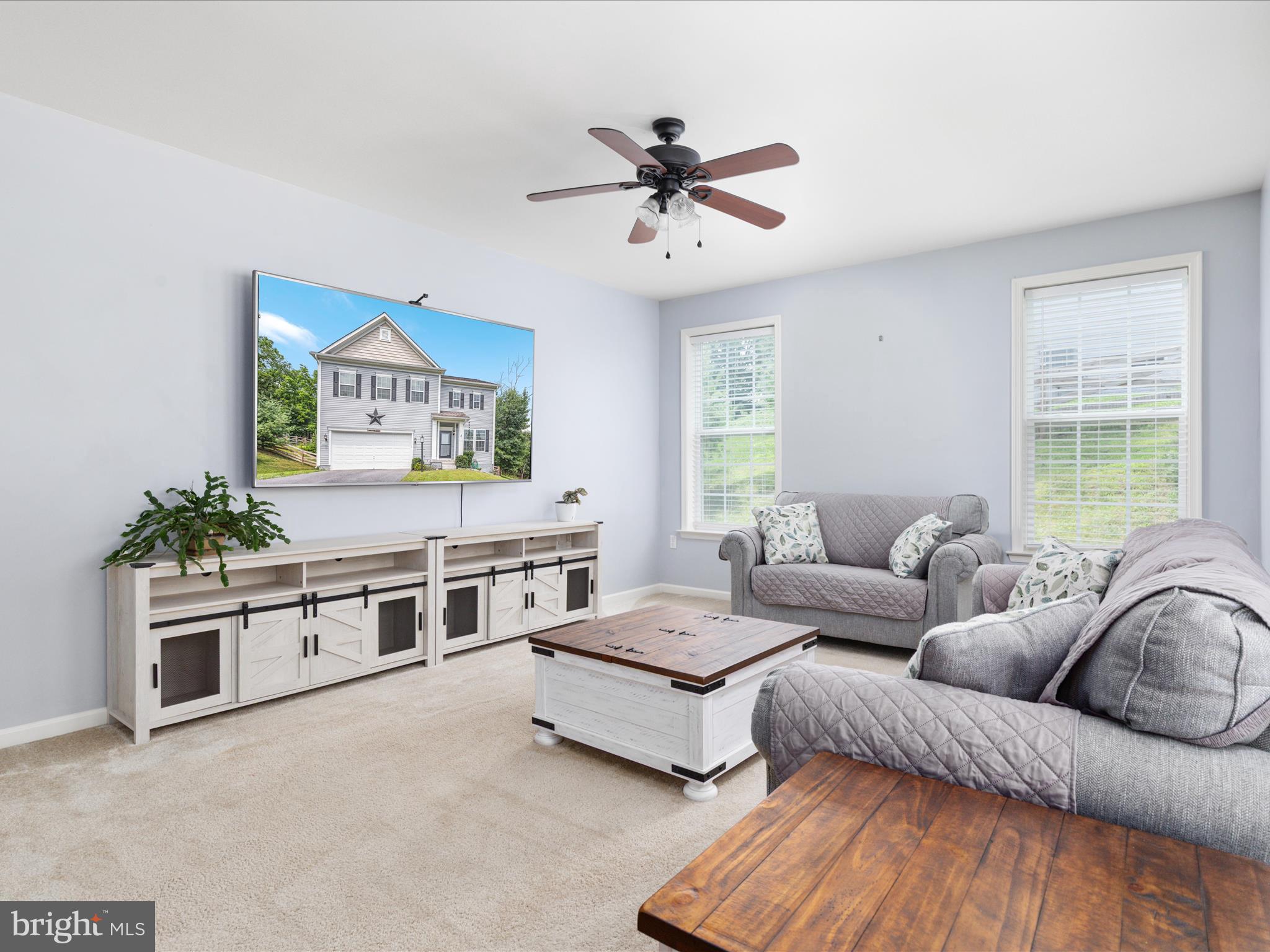 LAKE HOLIDAY ESTATES - Residential