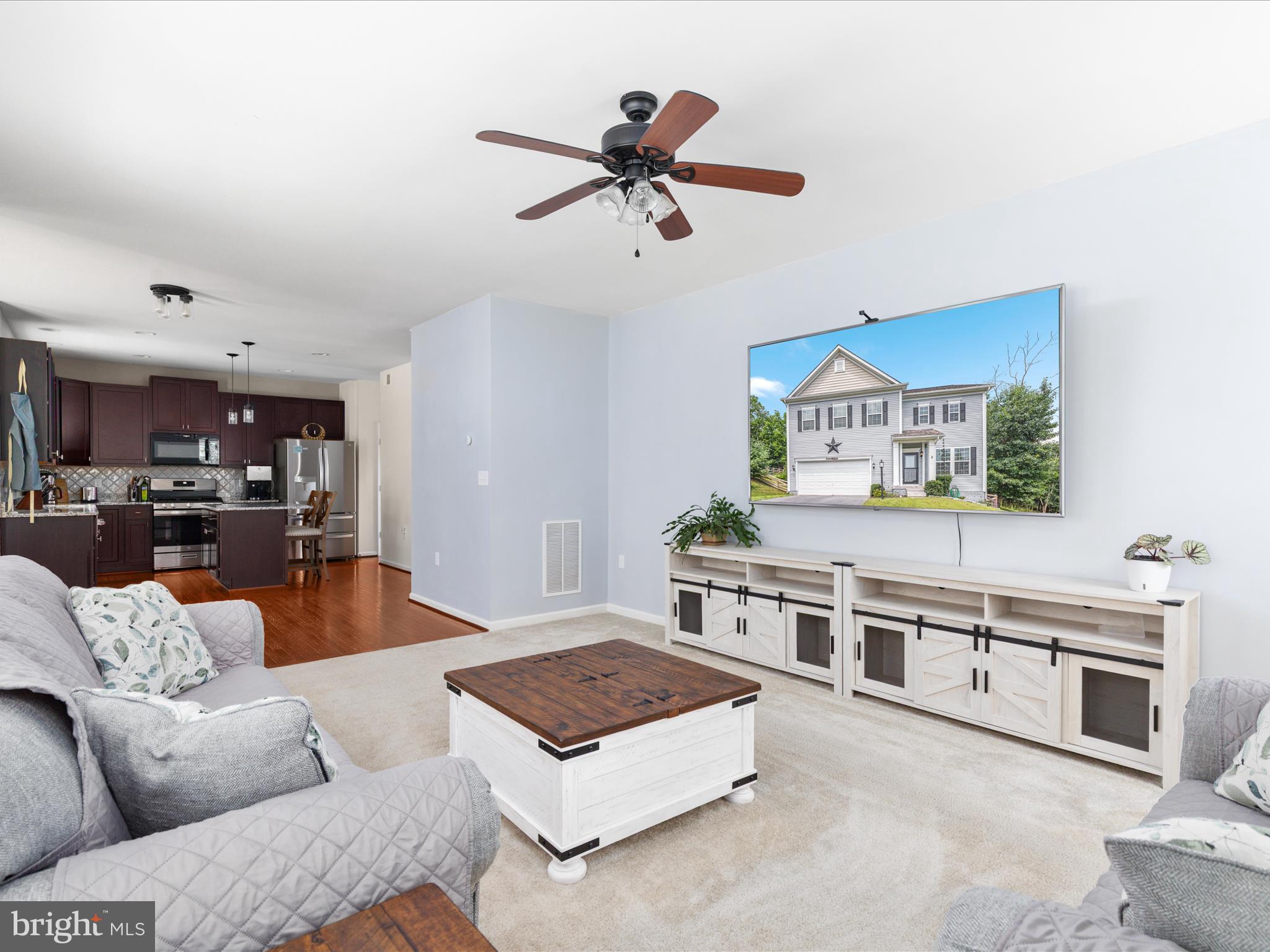 LAKE HOLIDAY ESTATES - Residential