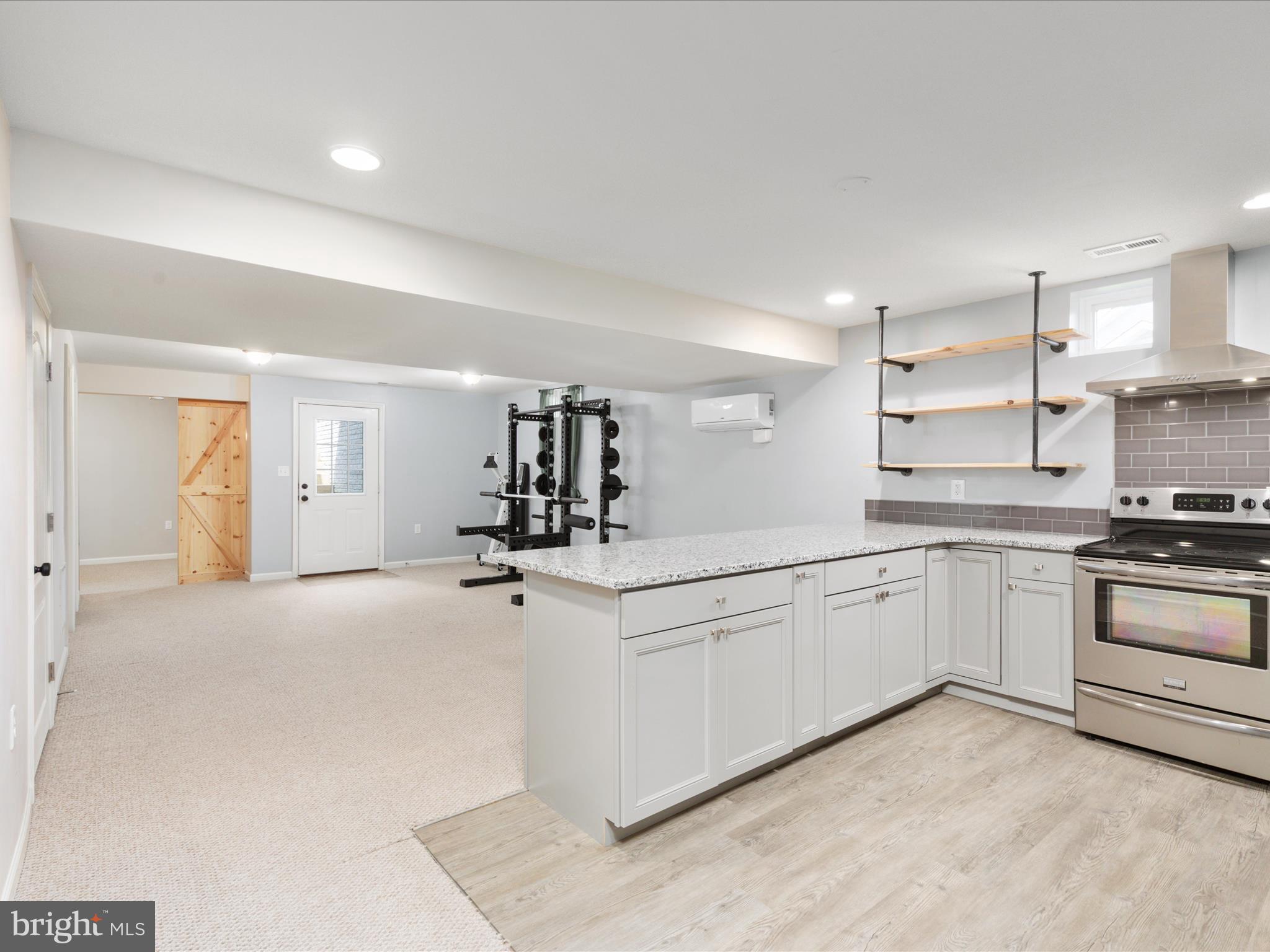 LAKE HOLIDAY ESTATES - Residential