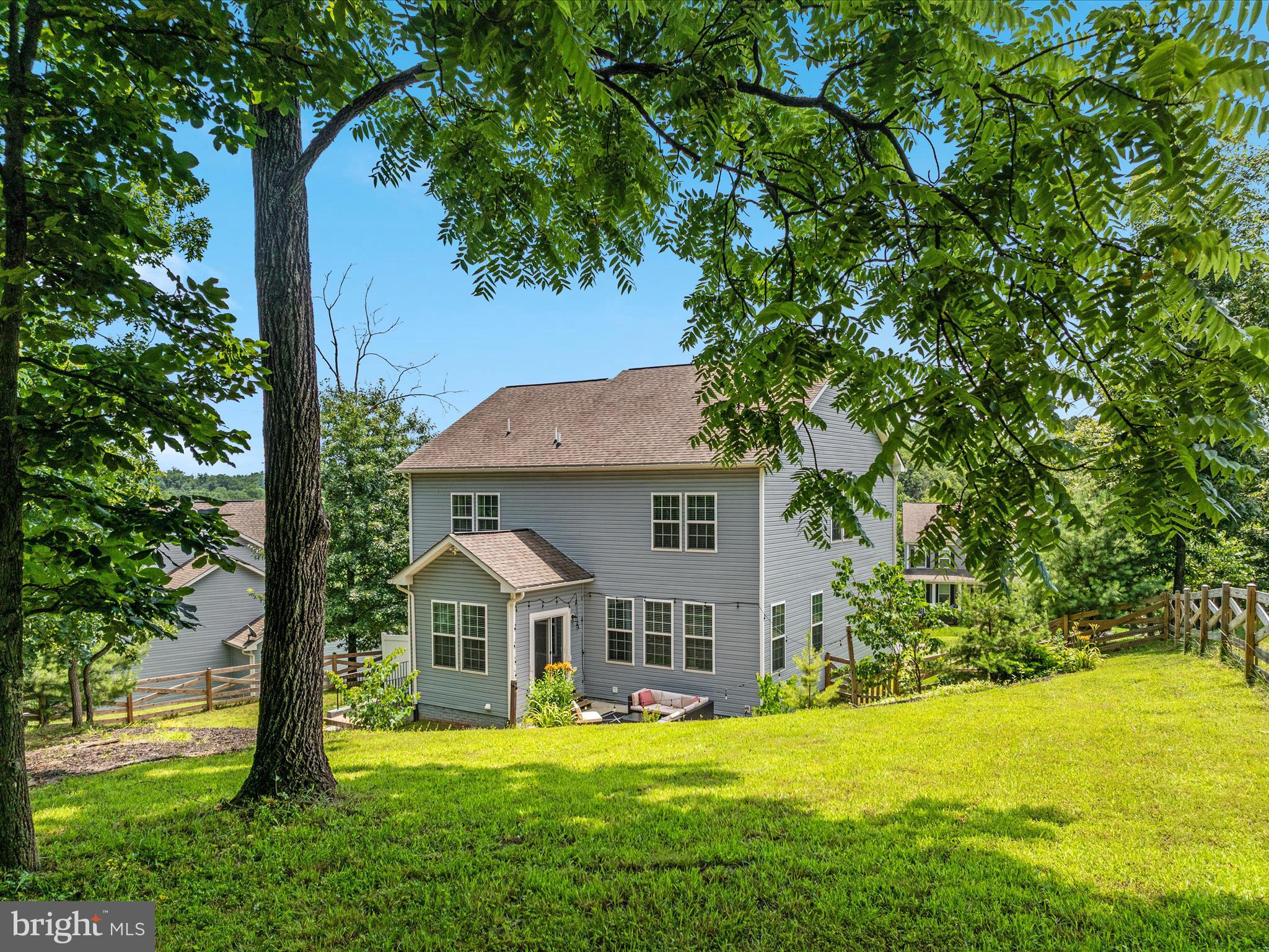 LAKE HOLIDAY ESTATES - Residential