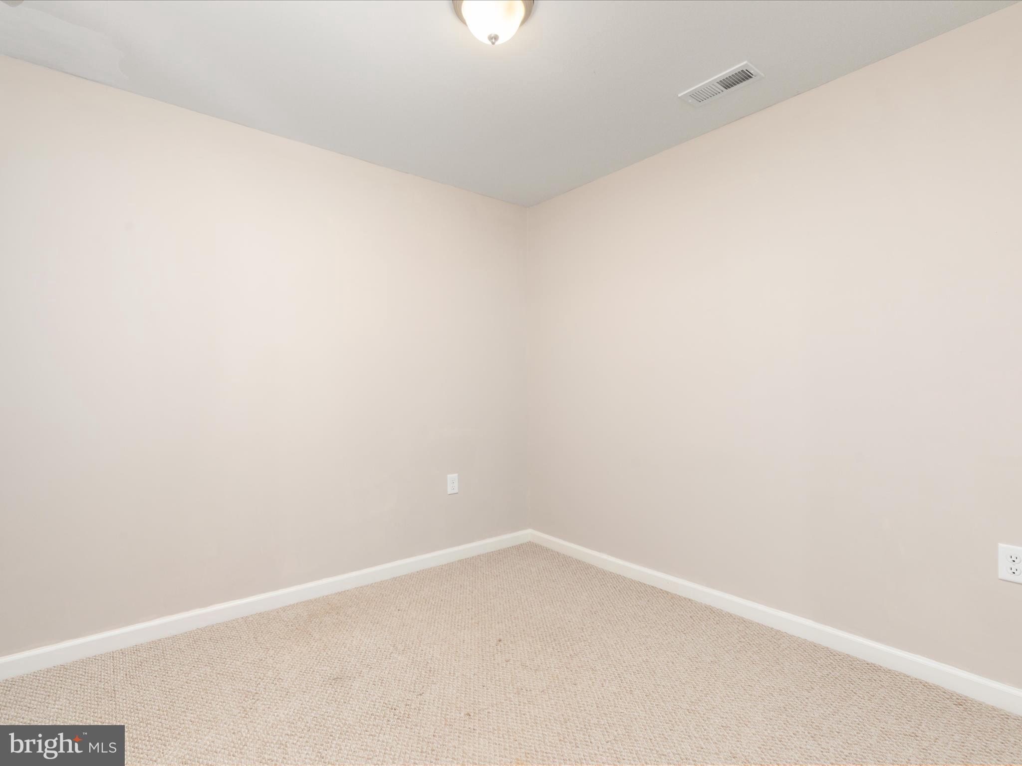 LAKE HOLIDAY ESTATES - Residential