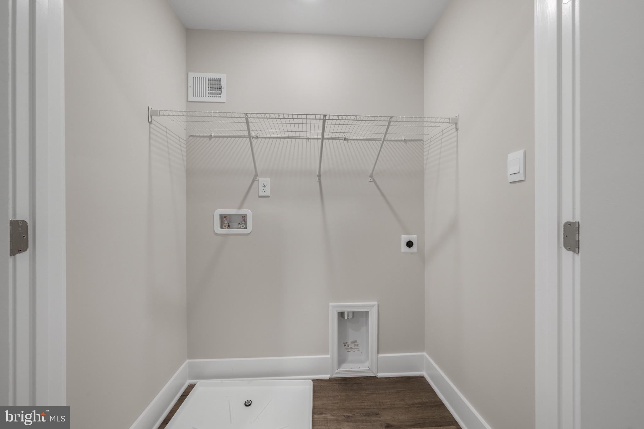 MAGNOLIA LANDING - Residential