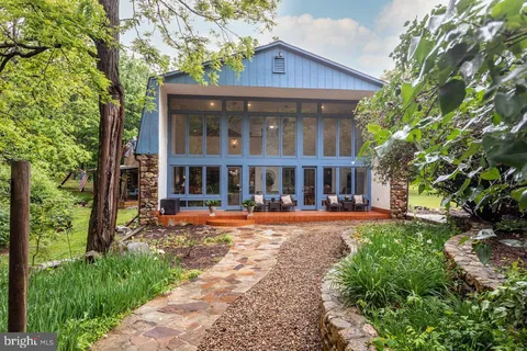 7430 Joes Creek Road, Linville, VA MLS: VARO2002306