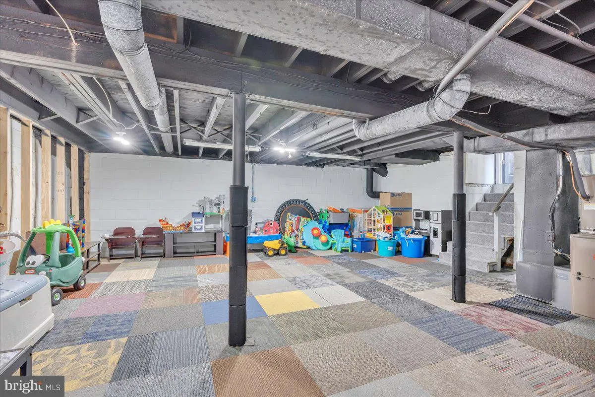 Turnersville, New Jersey 08012, United States, 4 Bedrooms Bedrooms, ,3 BathroomsBathrooms,Residential,Active,244539