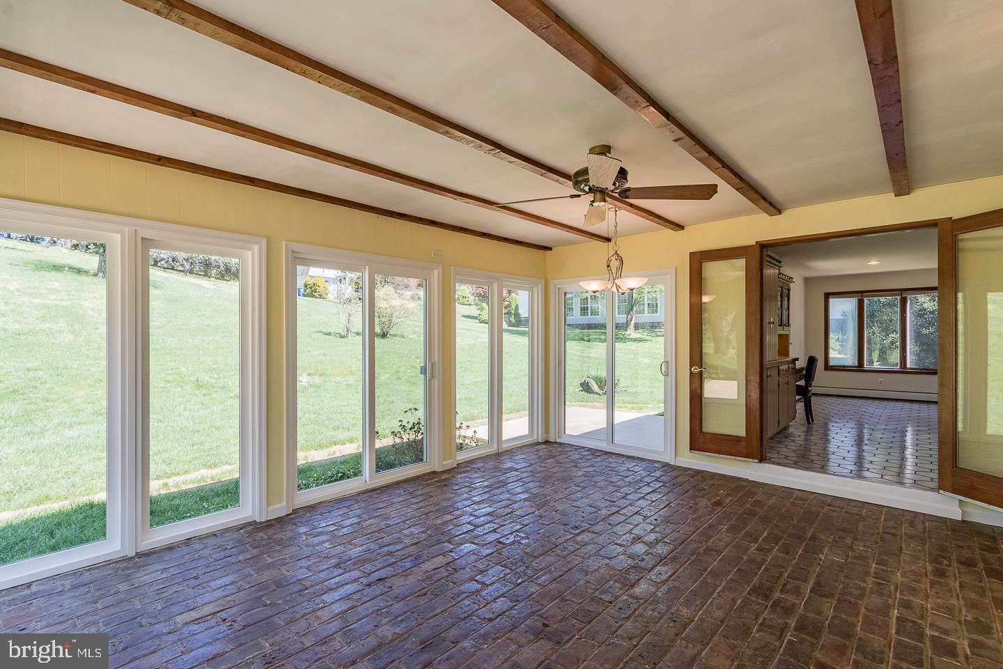 CAMBRIDGE DOWNS - Residential