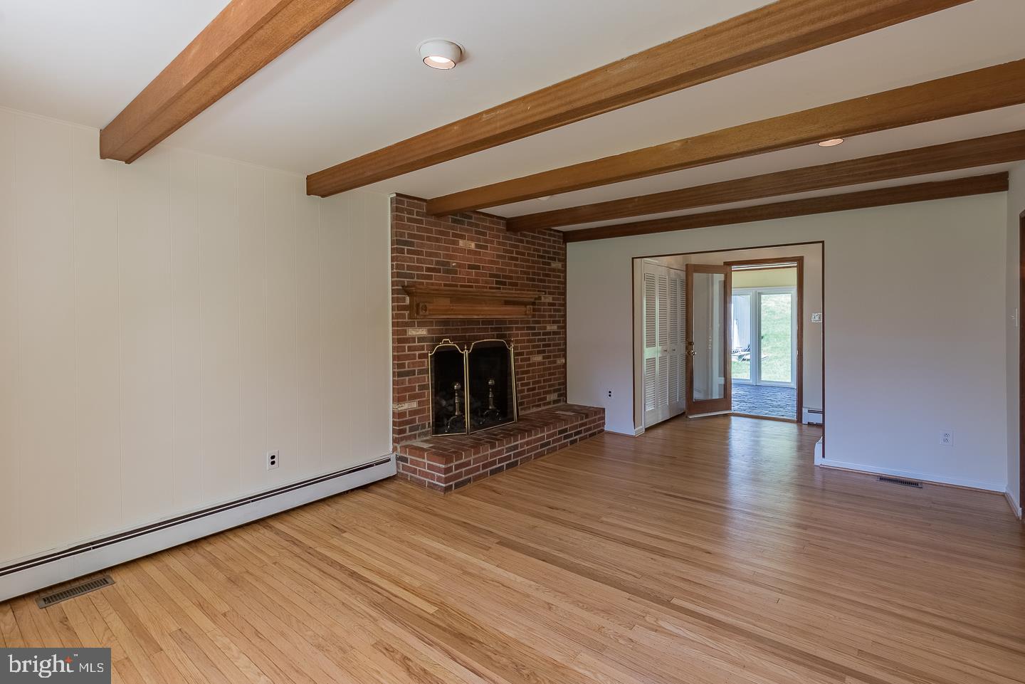 CAMBRIDGE DOWNS - Residential