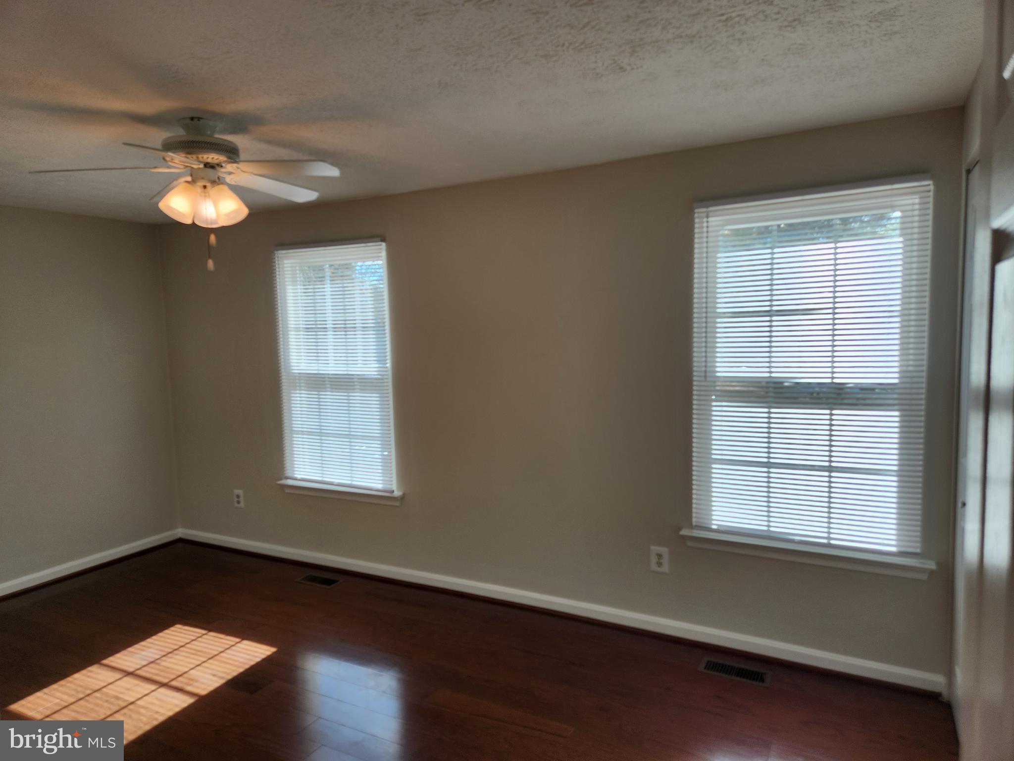 RIDGEVIEW ESTATES - Residential Lease