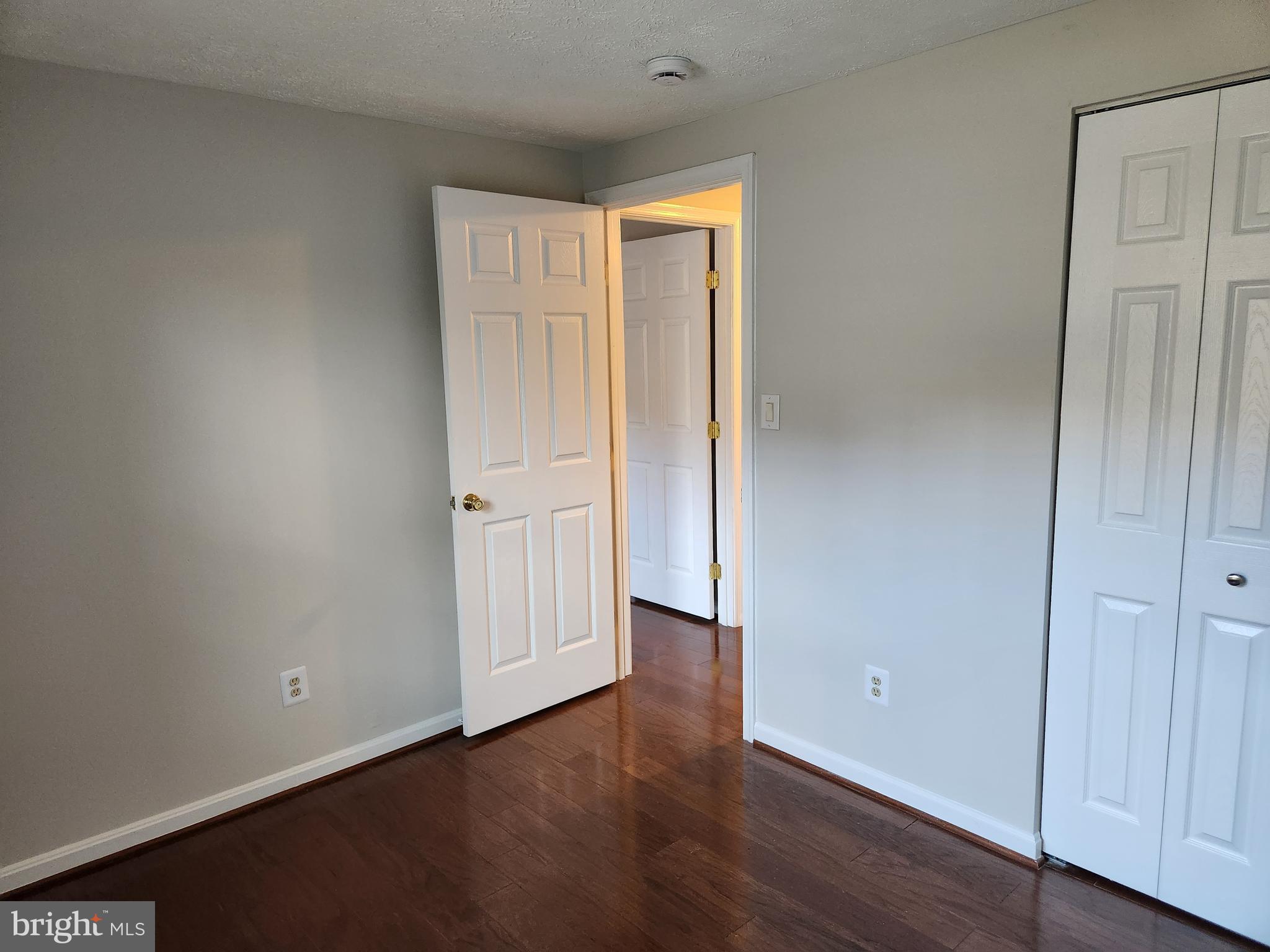 RIDGEVIEW ESTATES - Residential Lease