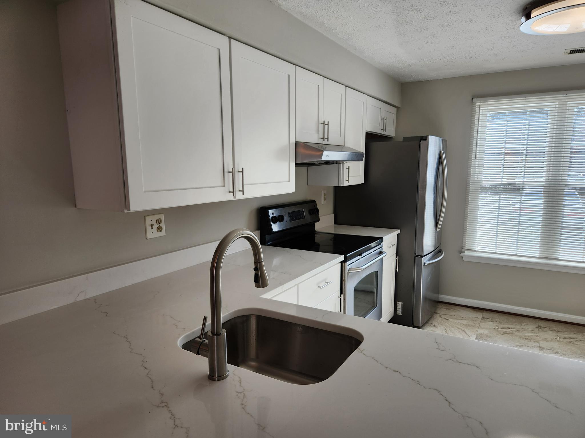 RIDGEVIEW ESTATES - Residential Lease