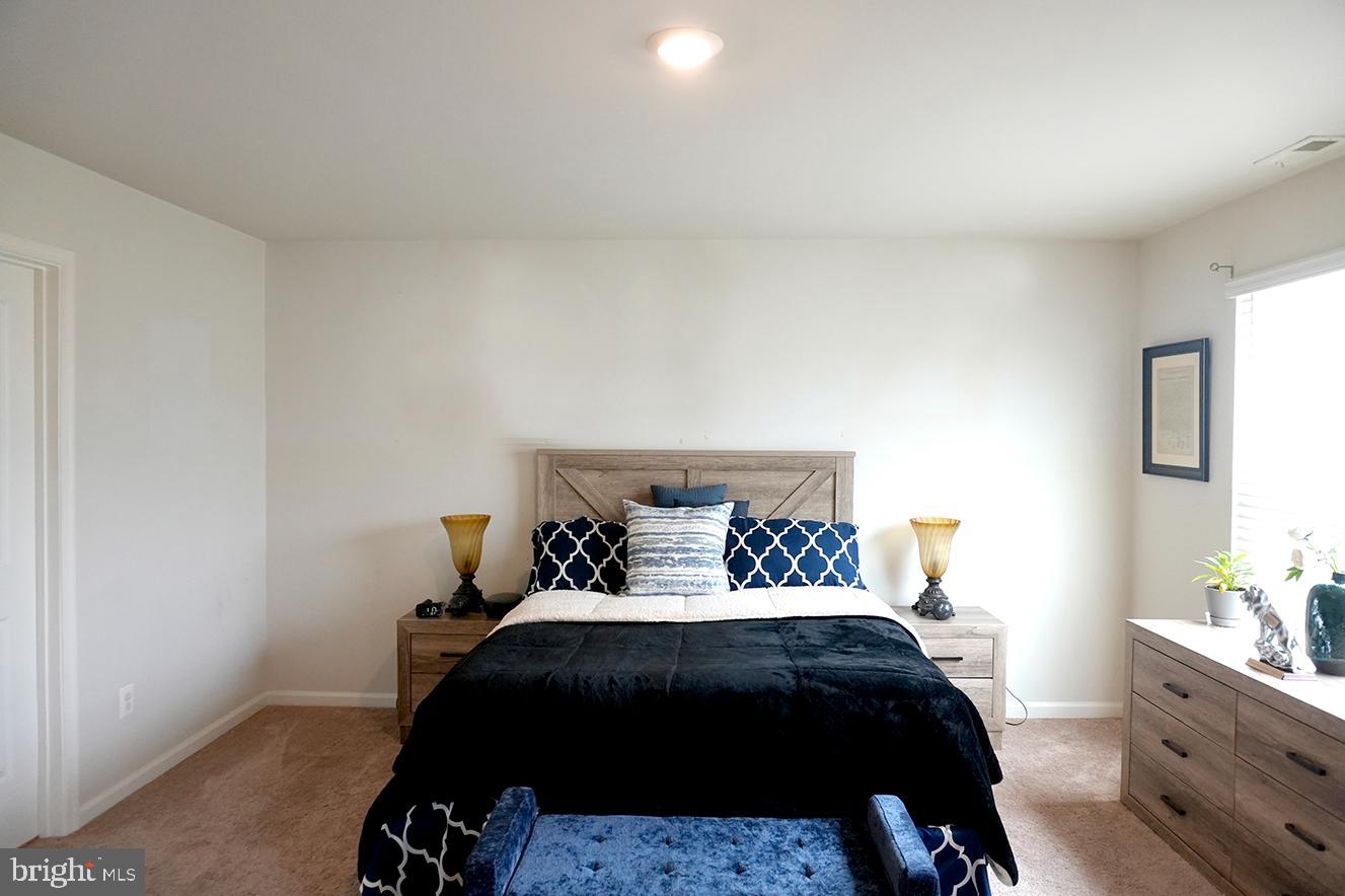 HOMEPLACE AT RIVERSIDE - Residential